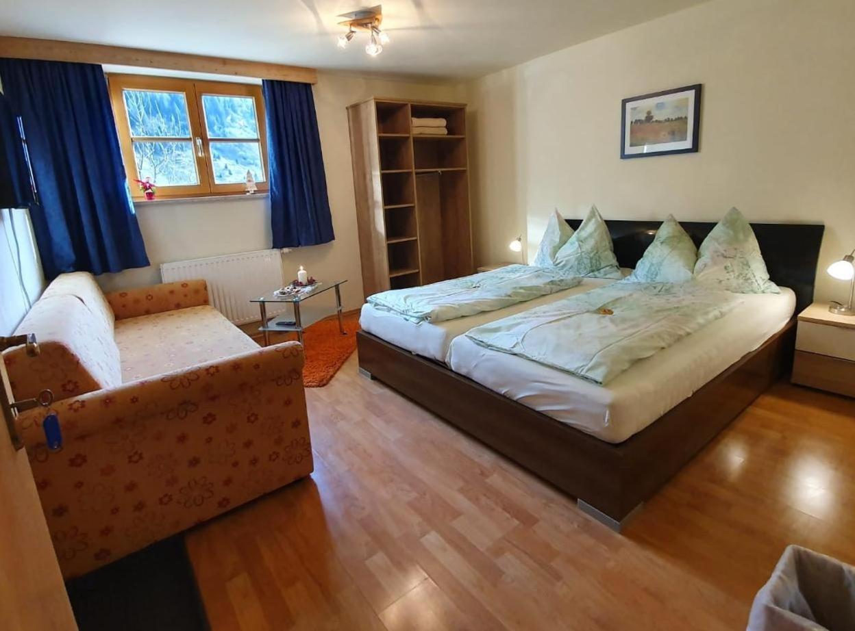 Double Room photo 2