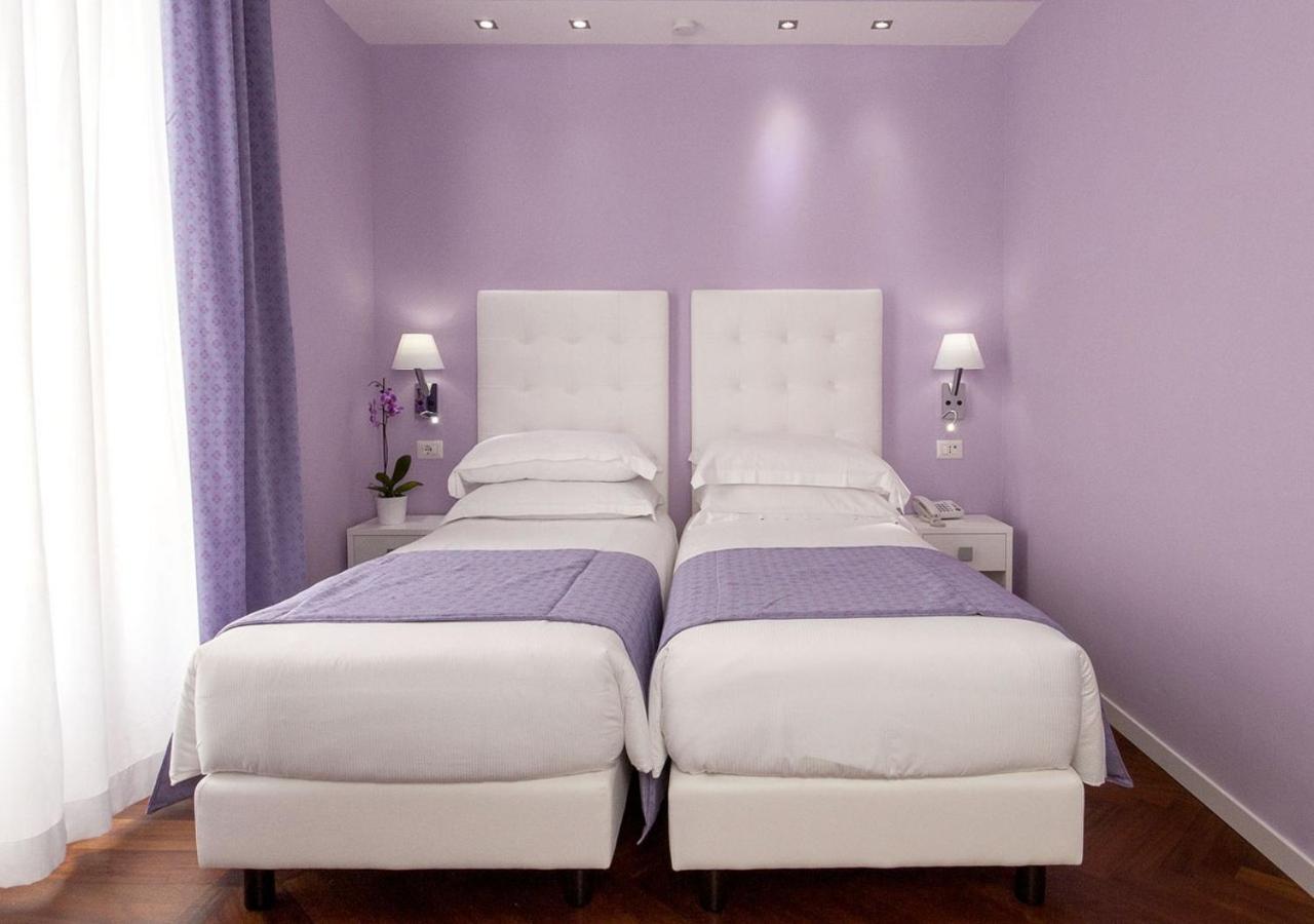Deluxe Double or Twin Room photo 2