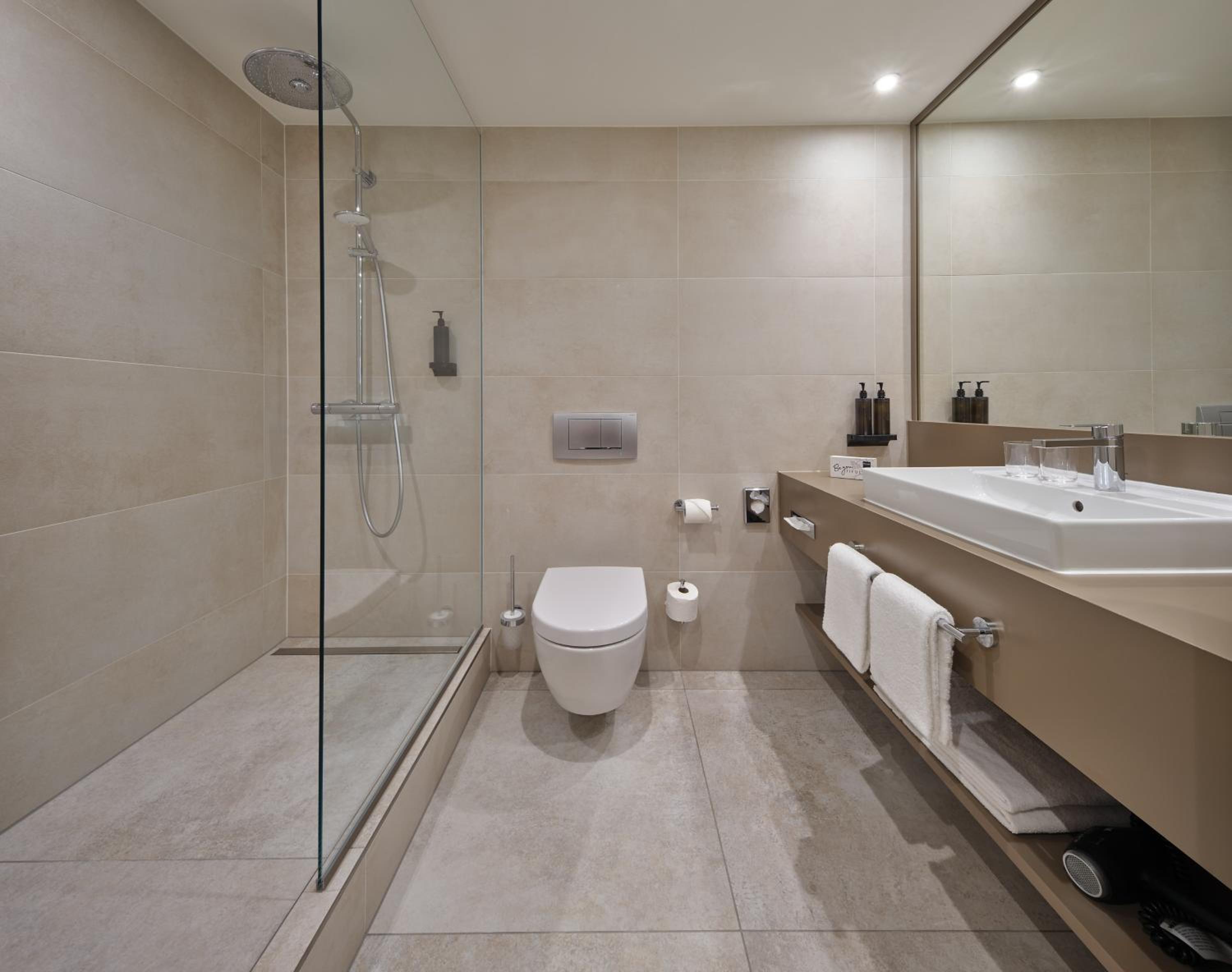 Superior Double or Twin Room - Photo 5