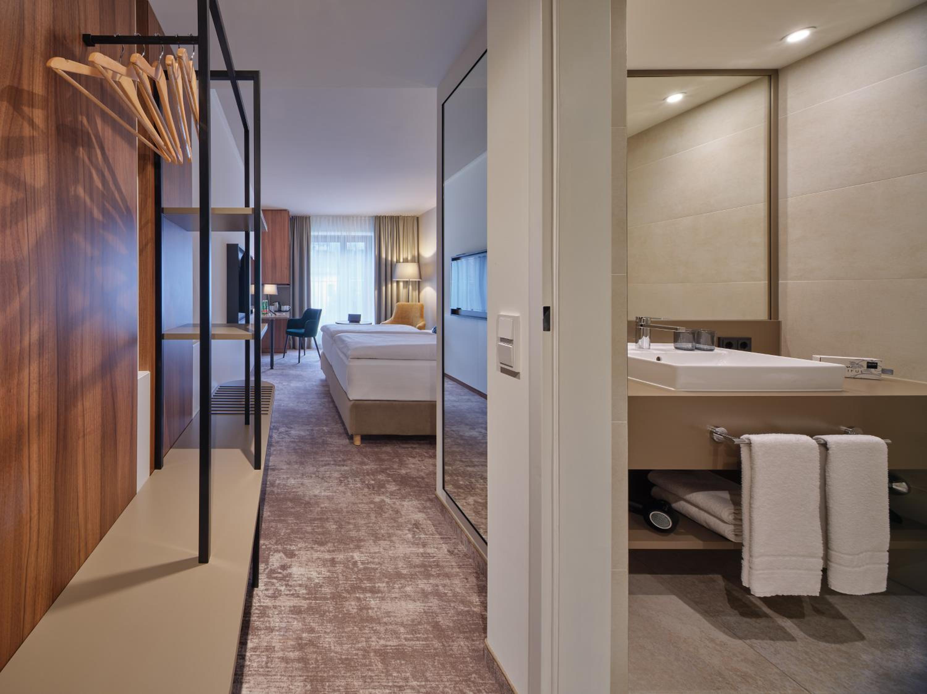 Superior Double or Twin Room - Photo 4