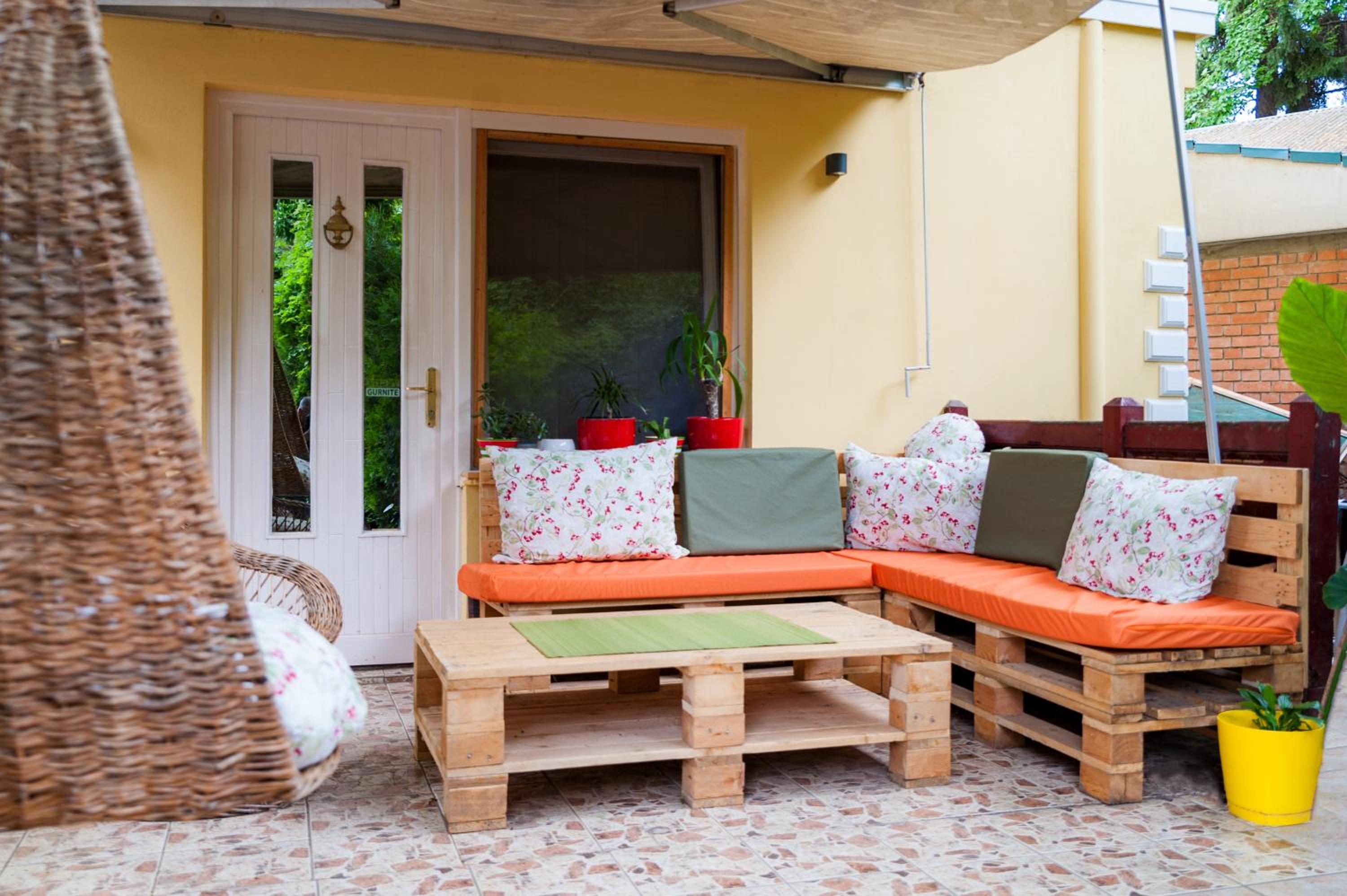 Villa photo 2