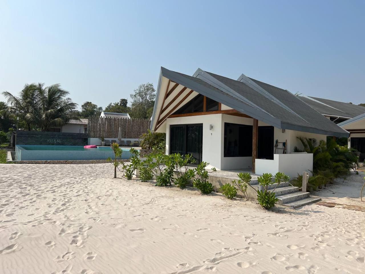 Deluxe Double Room with Sea View - Photo 5