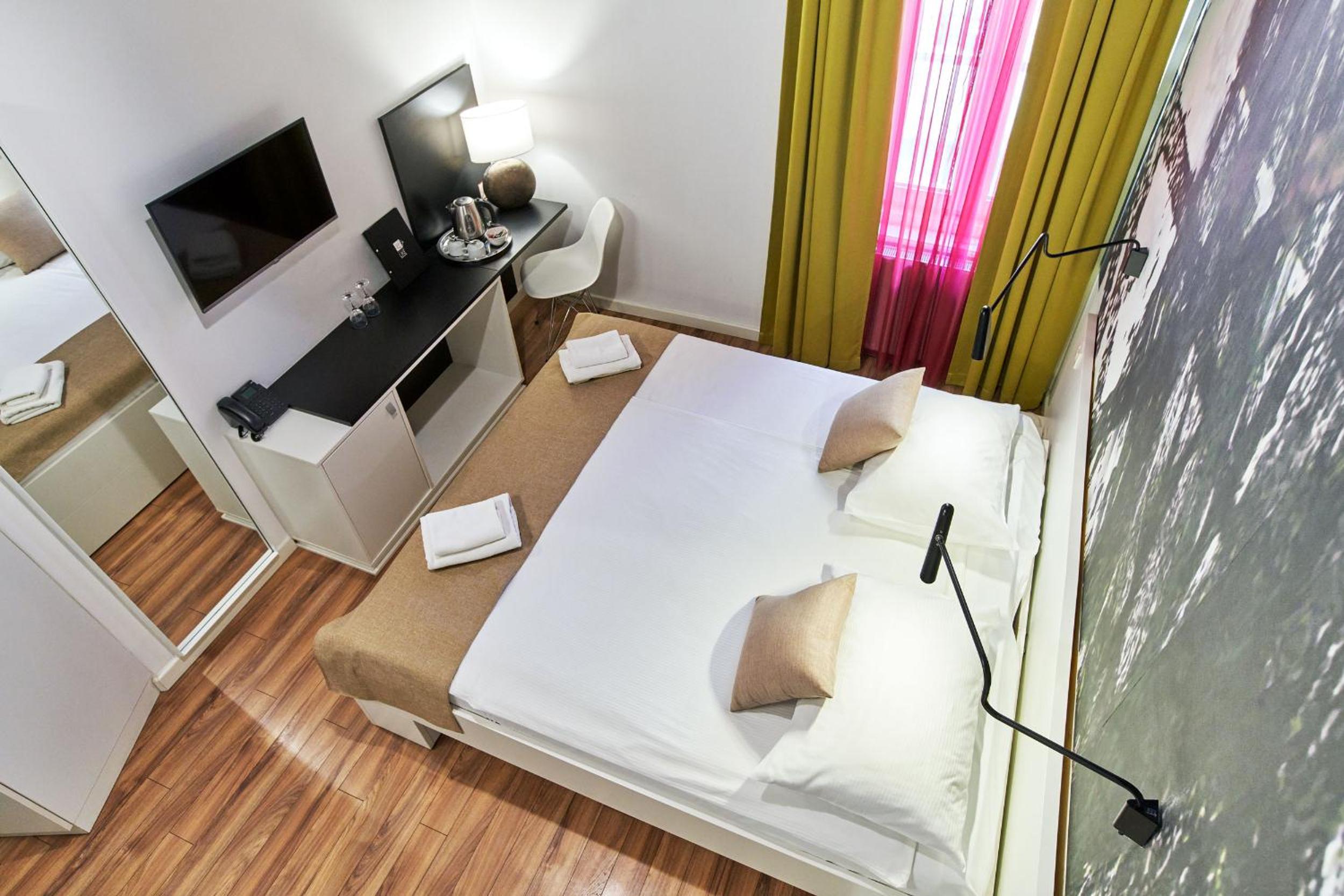 Comfort Double Room - Photo 2