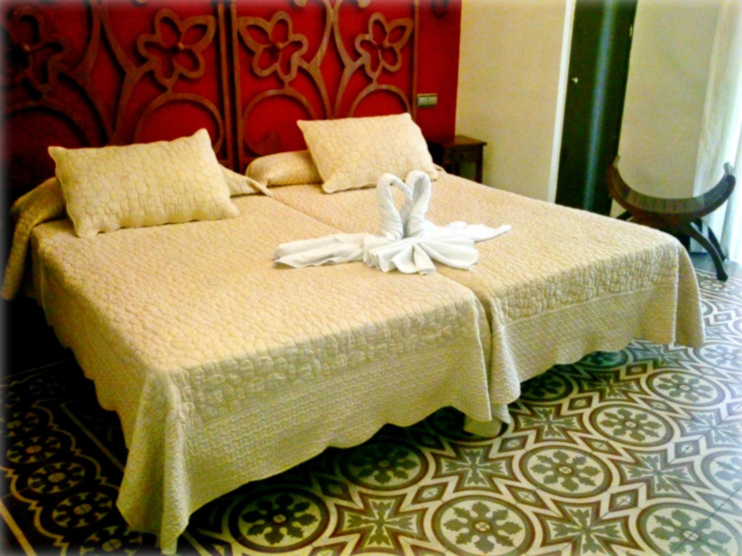 Habitación Doble con Bañera de Hidromasaje