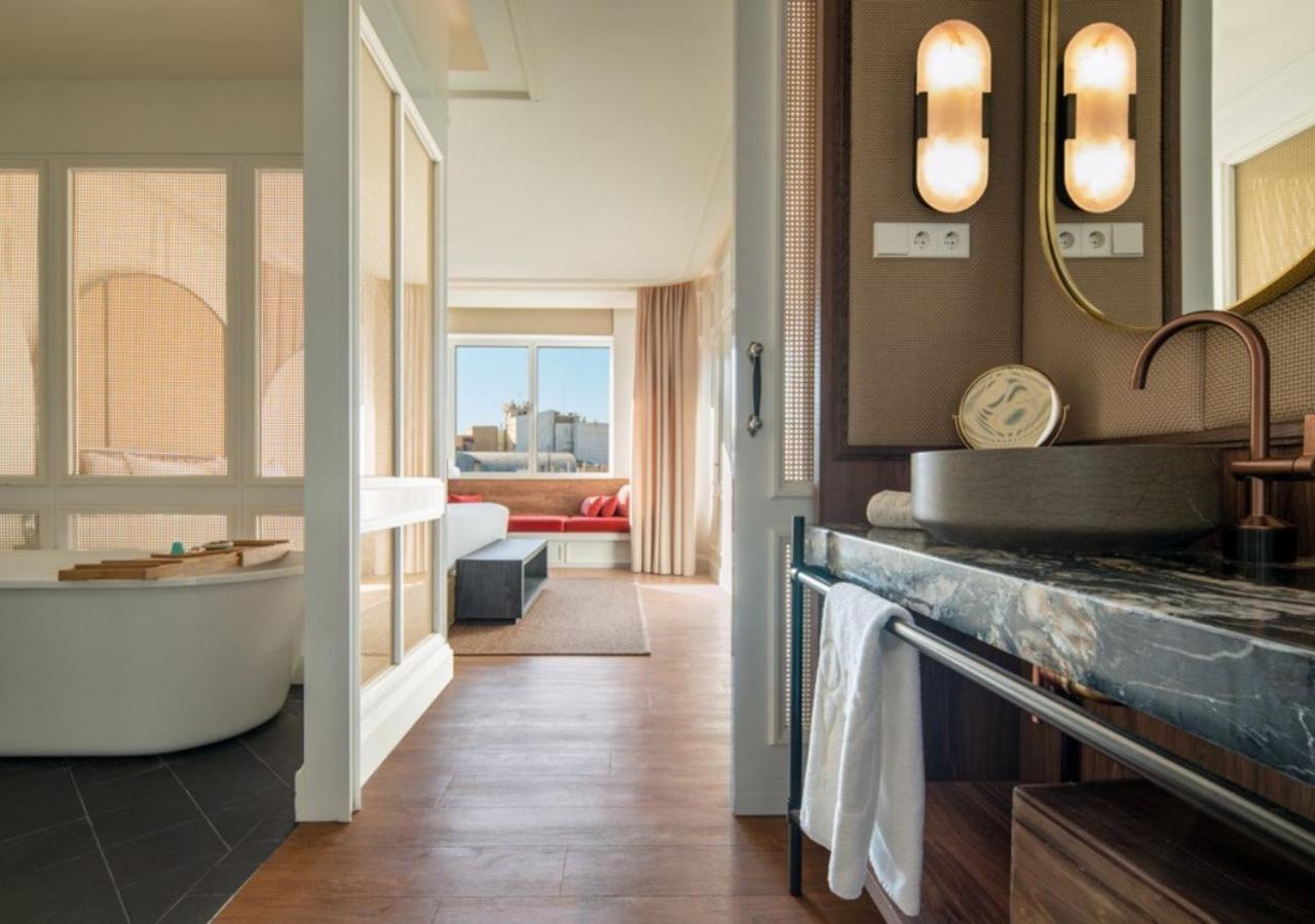 Presidential Suite thumbnail 5