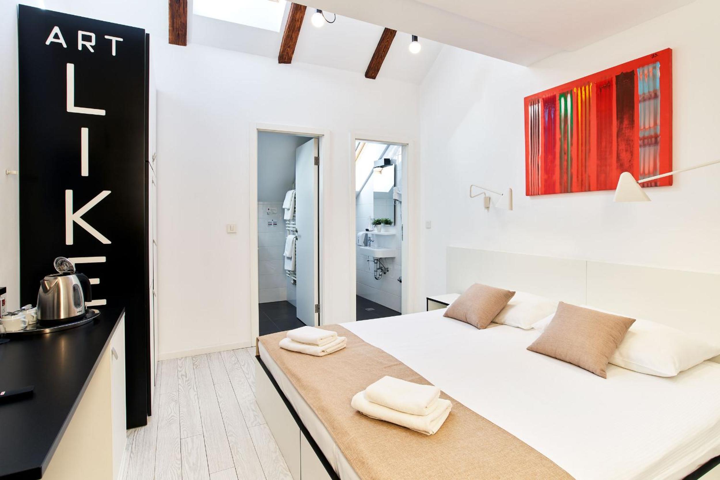 Double Room - Photo 2