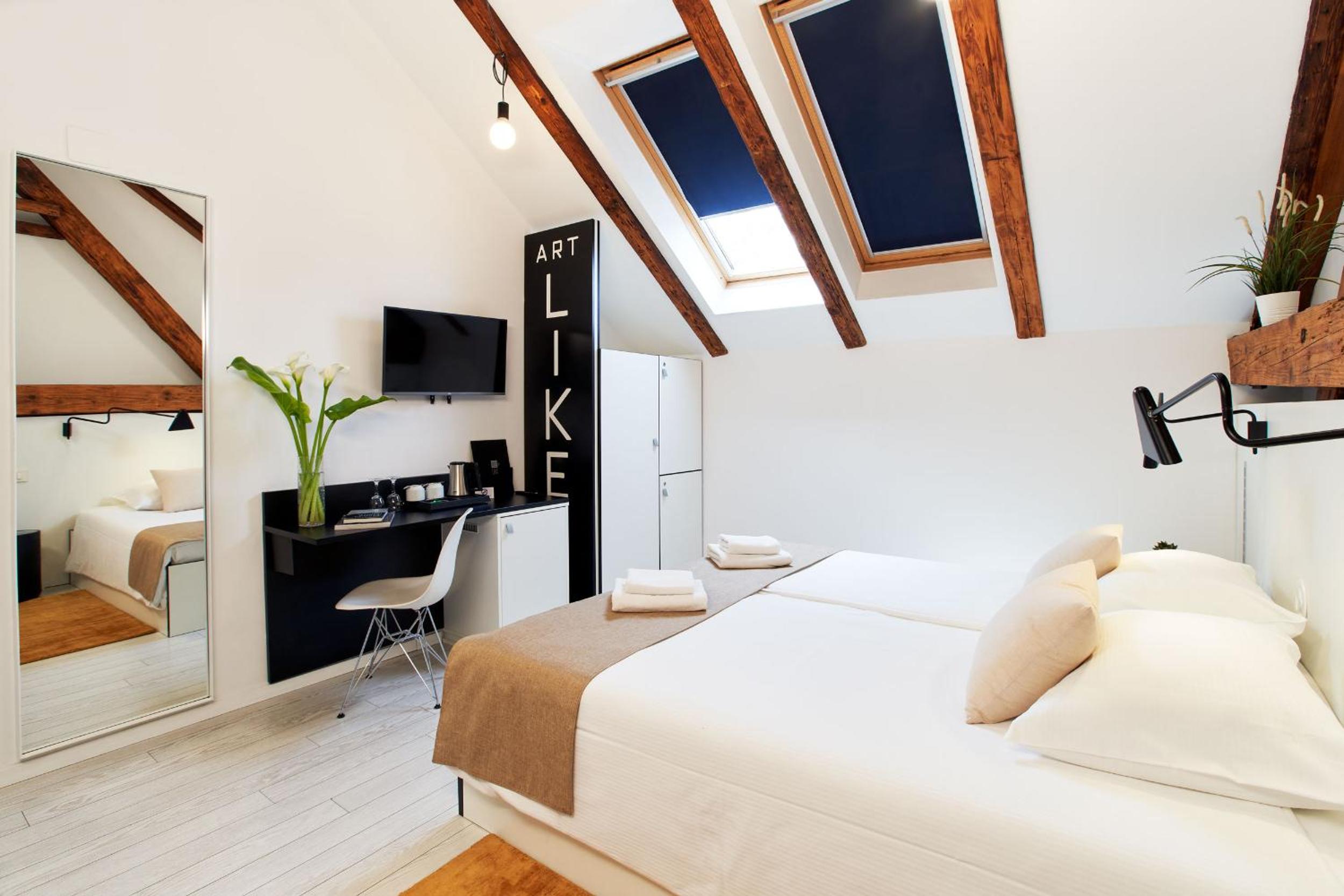 Quadruple Room - Photo 3