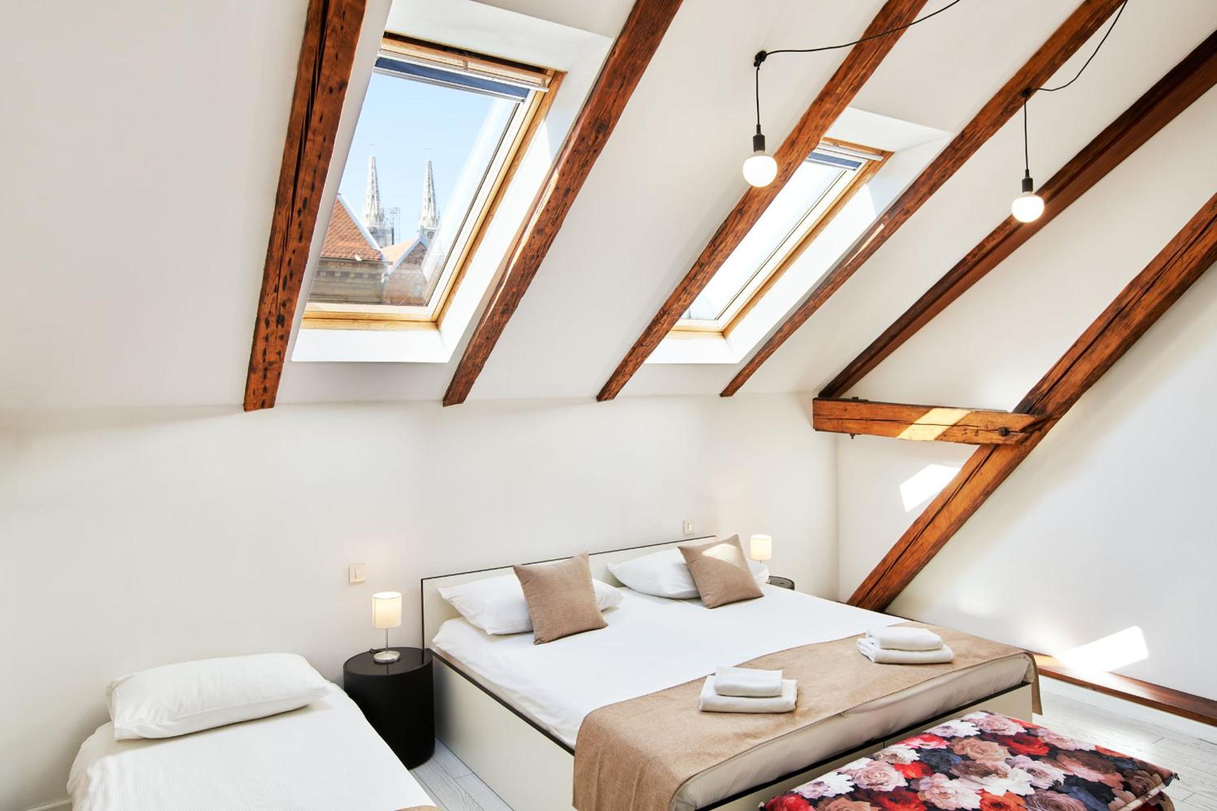 Quadruple Room - Photo 7