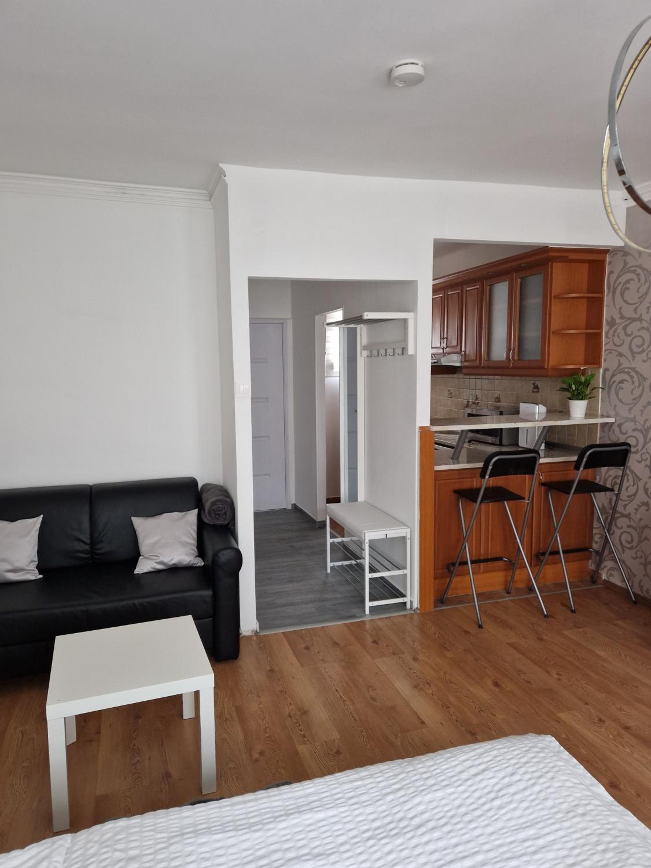 Apartment photo 3