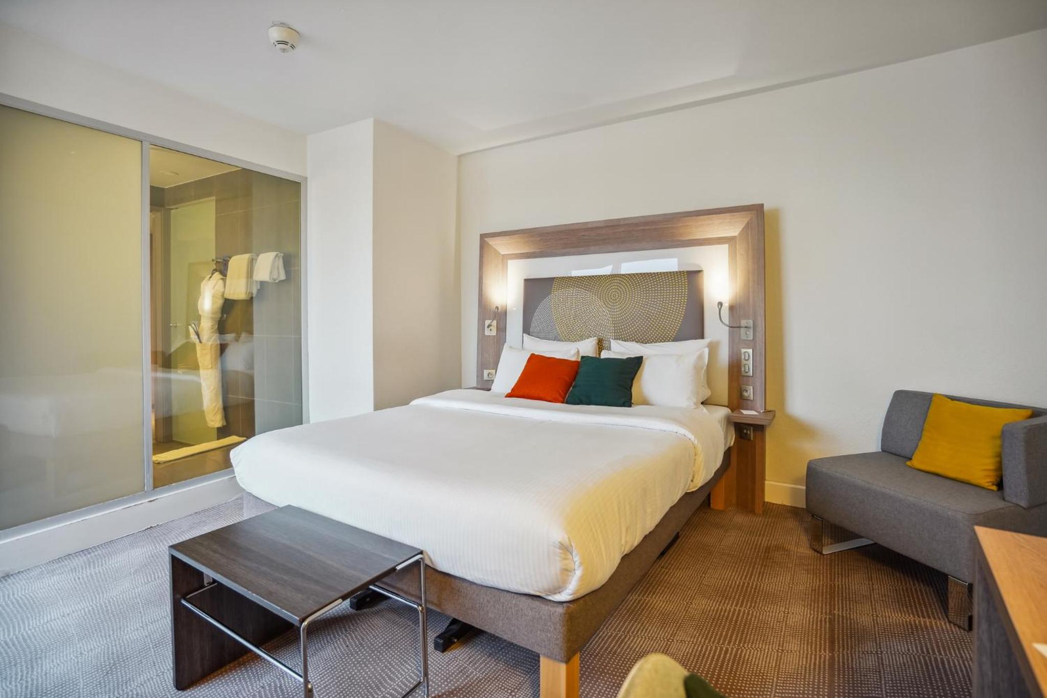 Executive Double Room with Queen Size Bed and Terrace - Photo 2