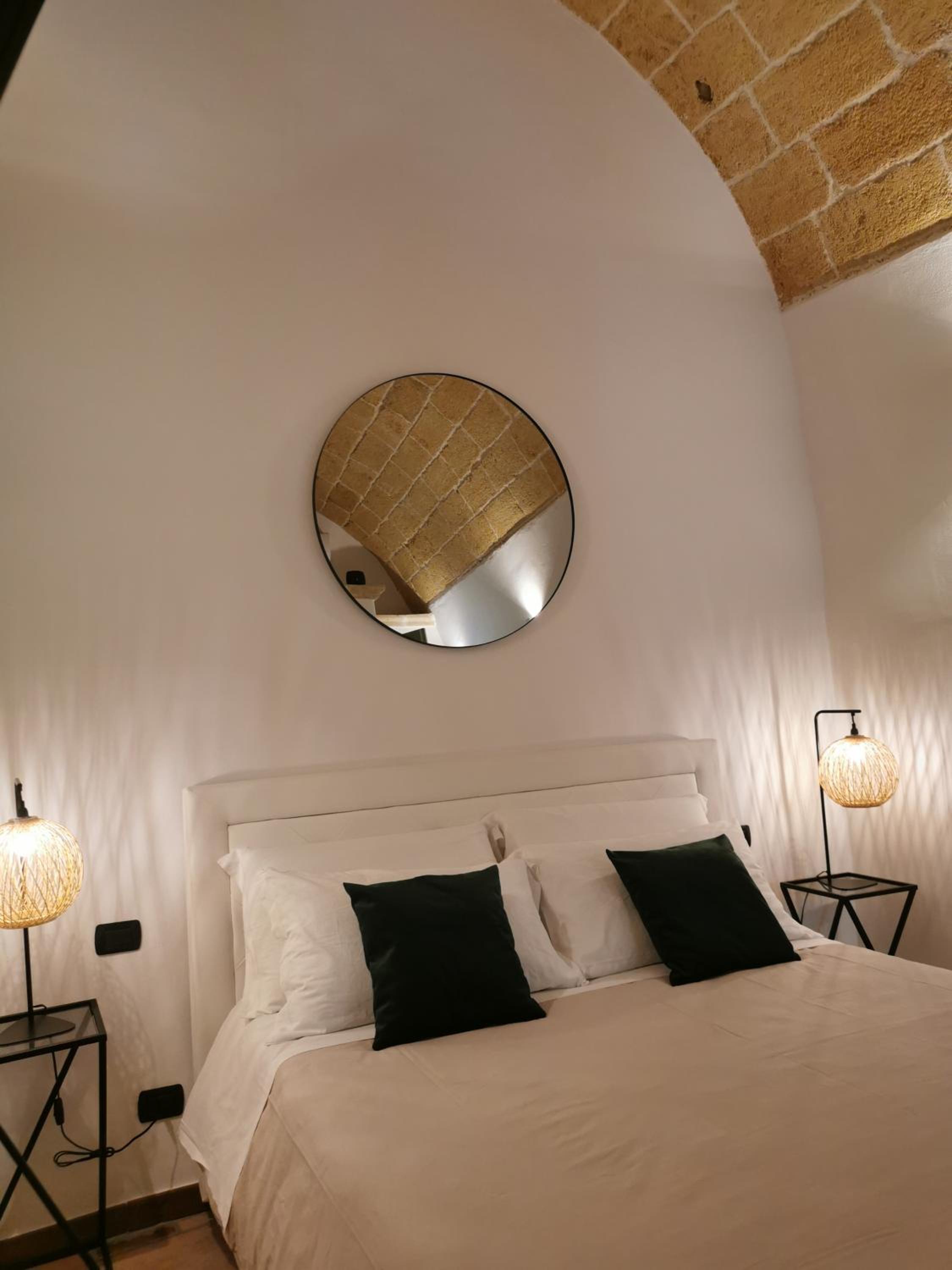 Double Room - Photo 2