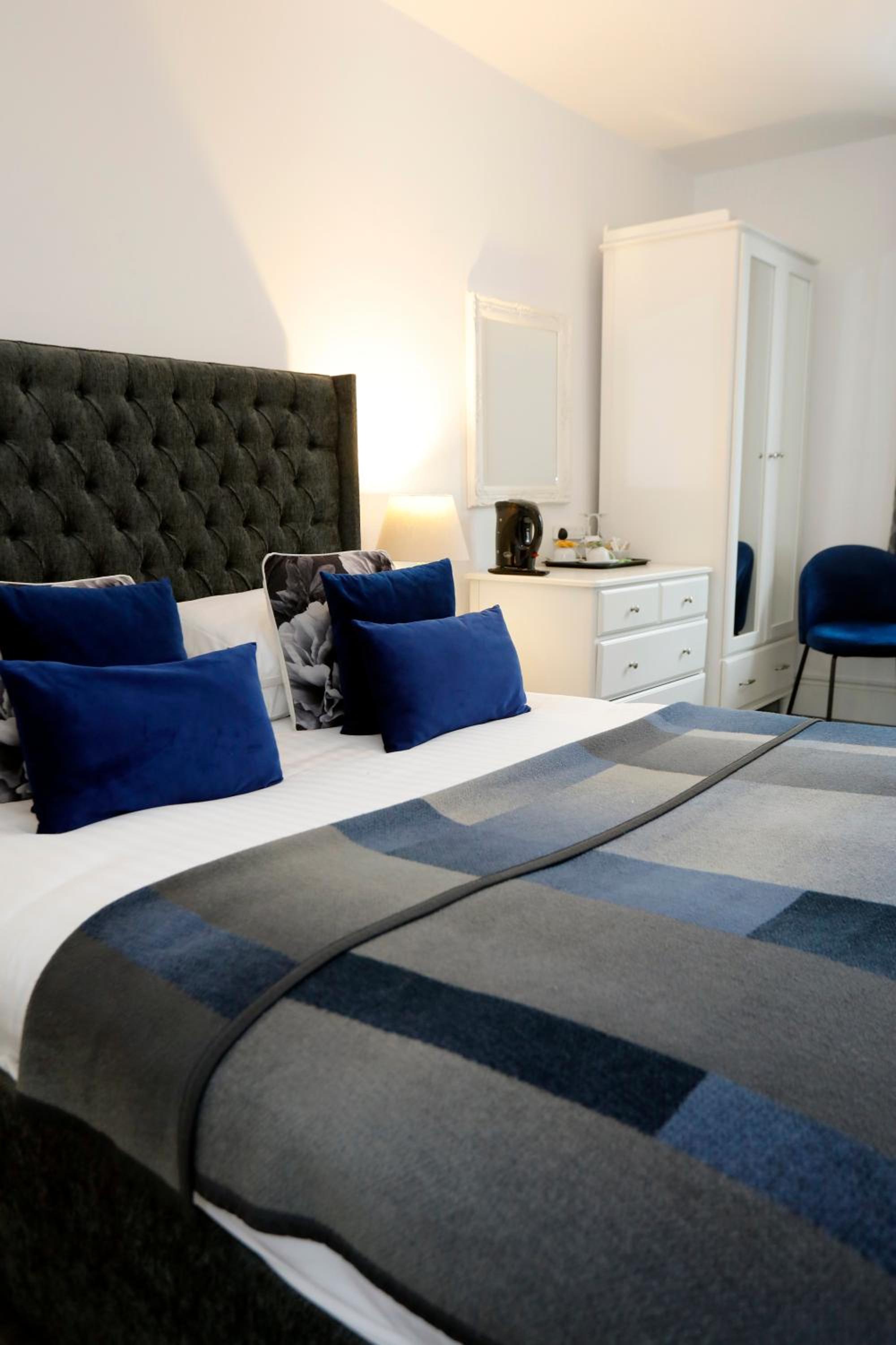 Deluxe King Size Room photo 3