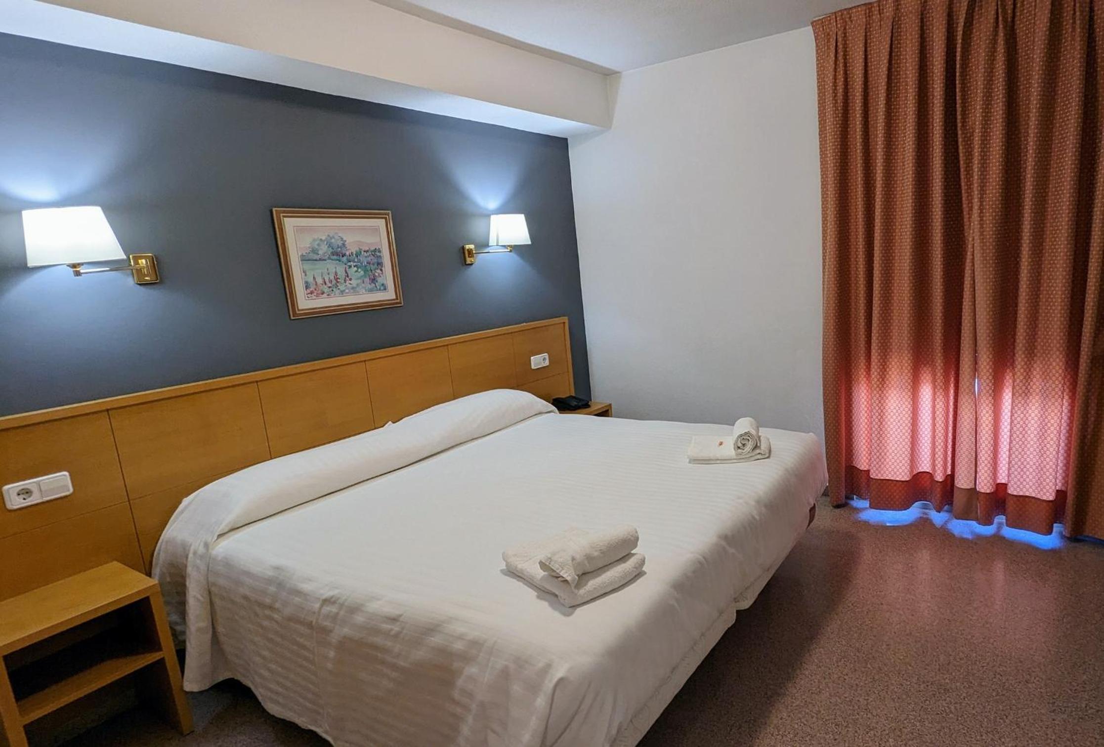Habitación King con Balcón
