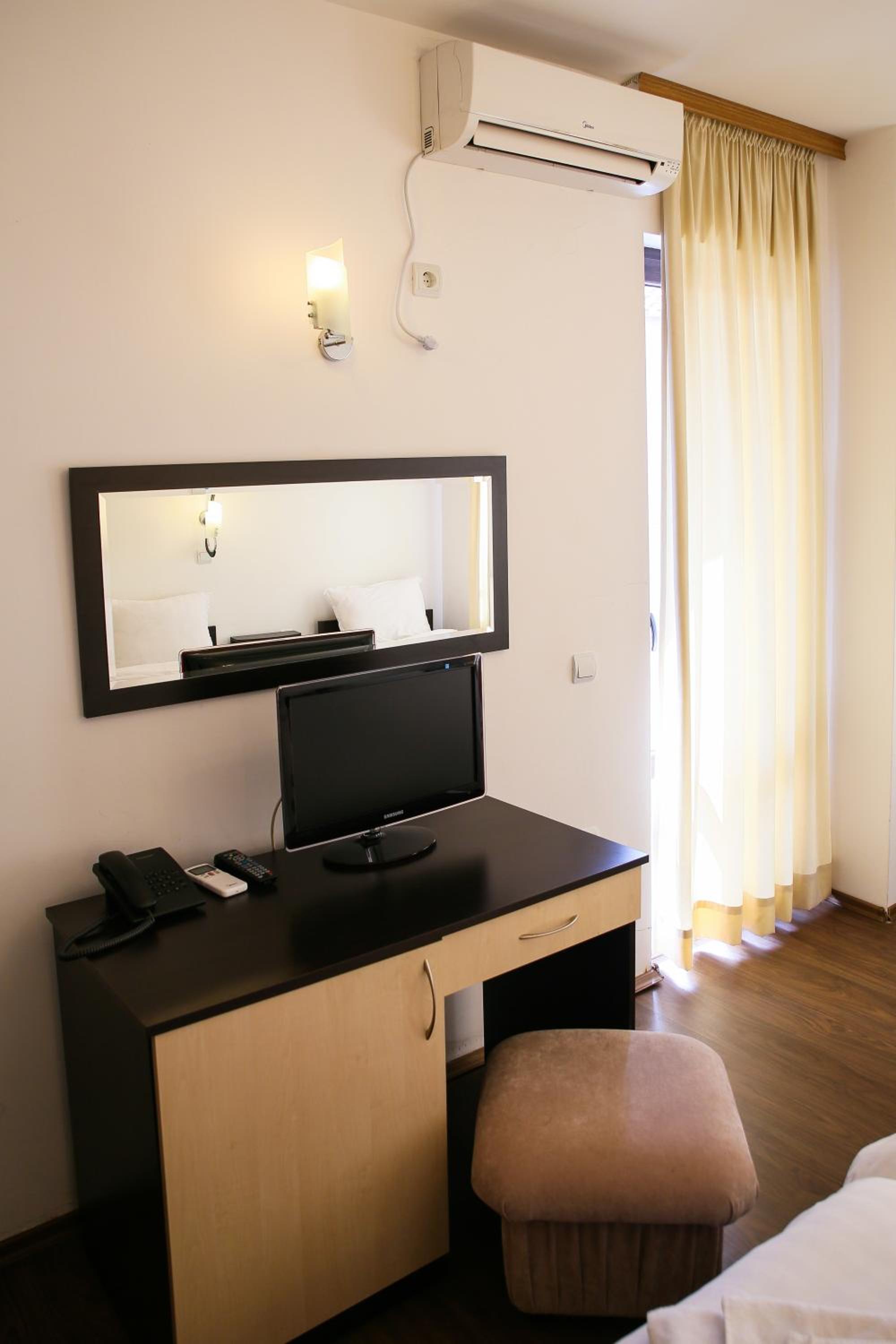Triple Room With Balcony