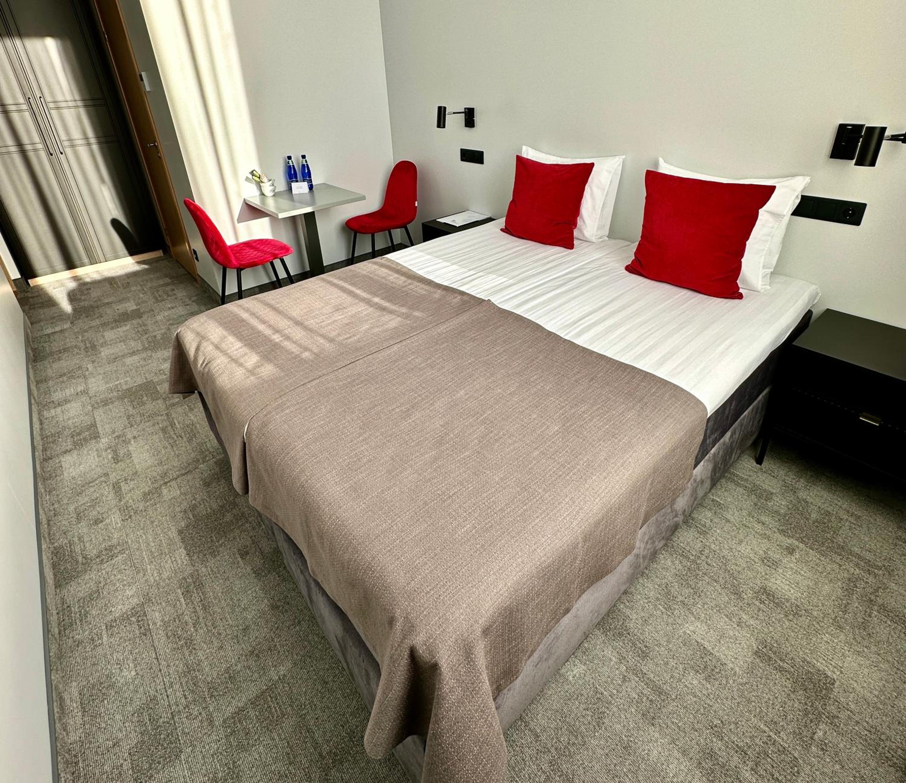 Economy Double Room - Photo 2