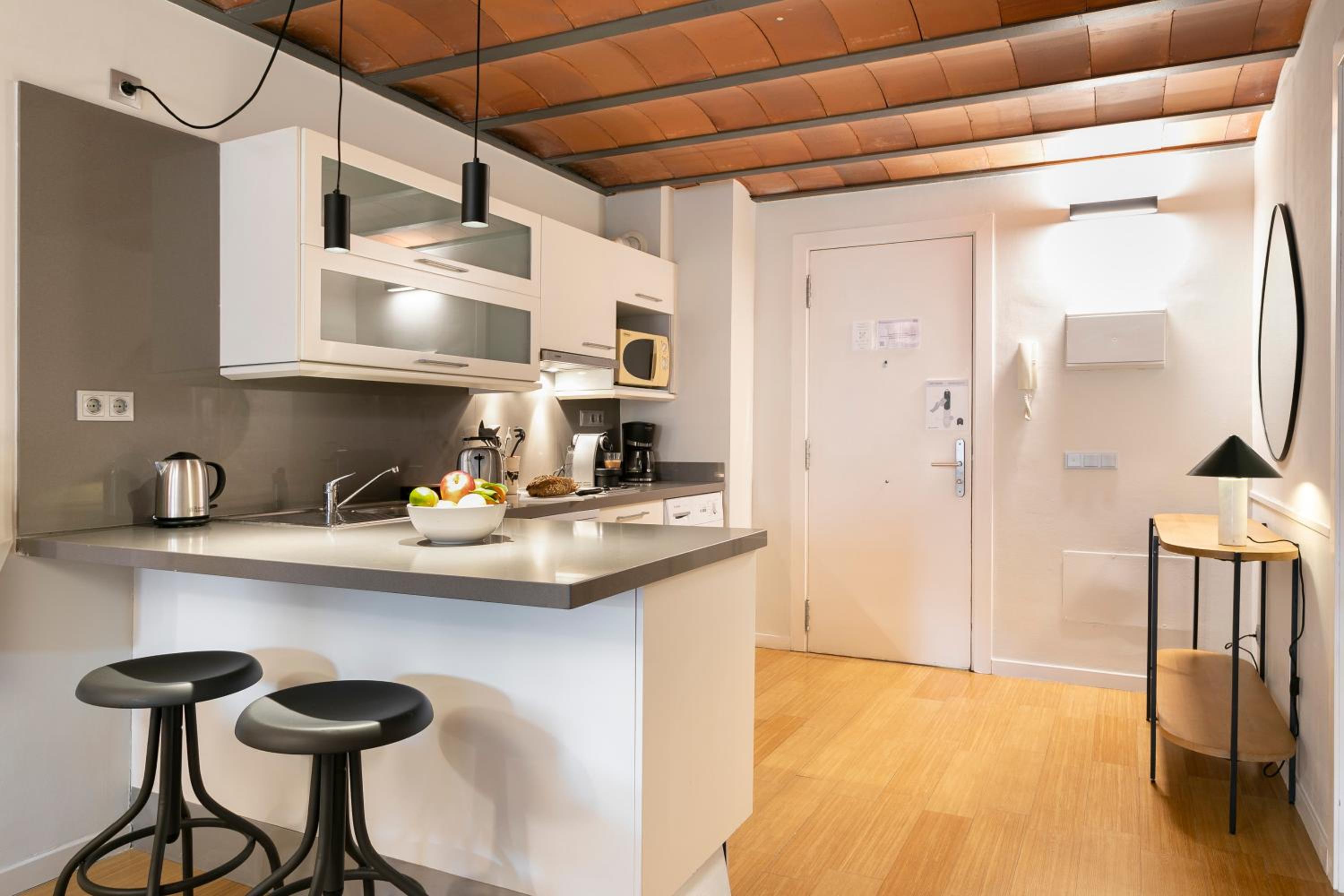 Two-Bedroom Apartment with Balcony photo 3