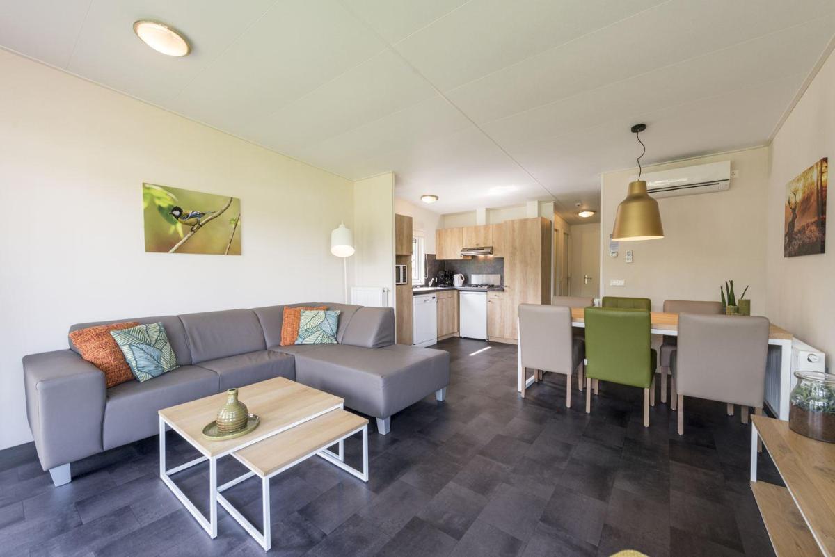 Three-Bedroom Chalet photo 1