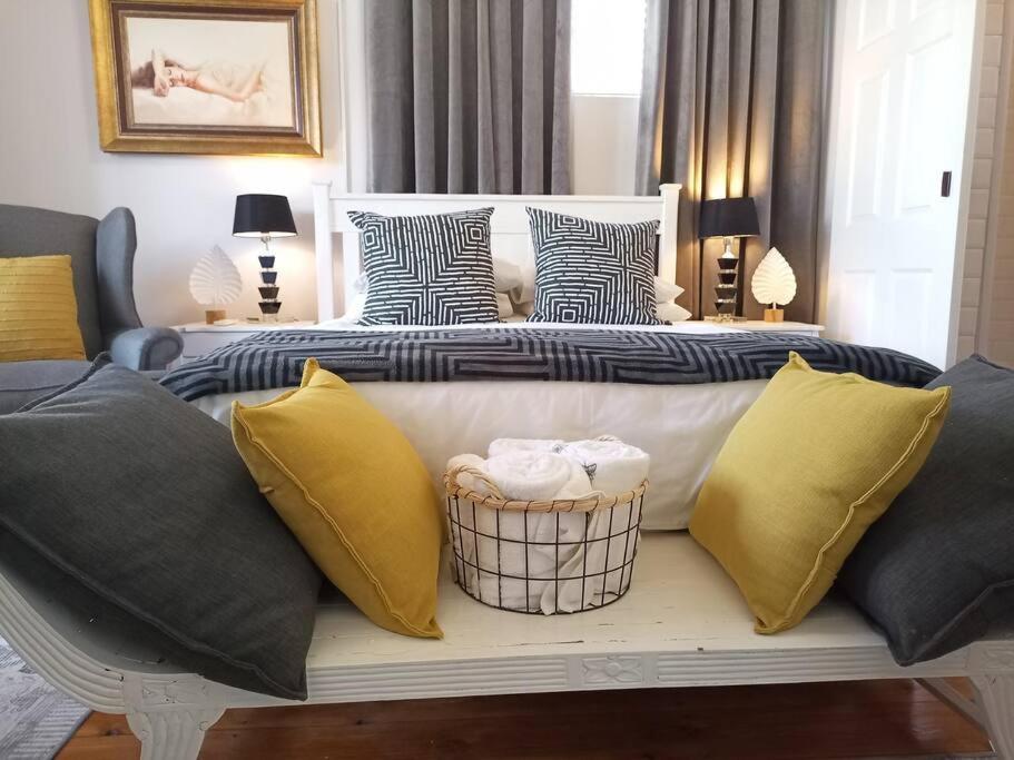 One-Bedroom Apartment - Photo 17