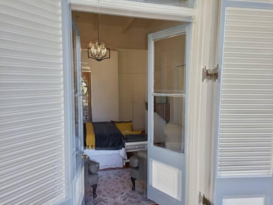 One-Bedroom Apartment - Photo 3