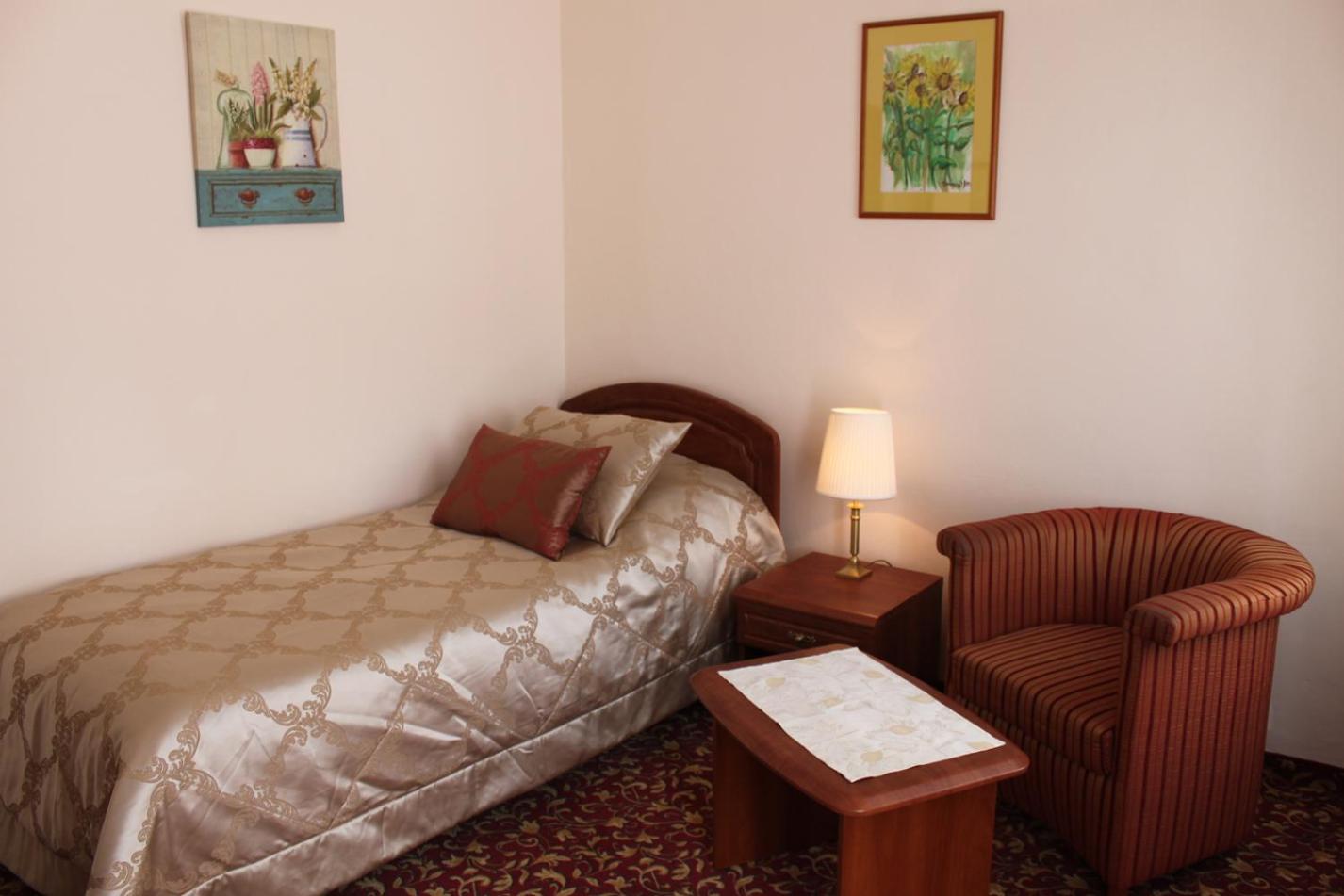 Single Room with Bathroom