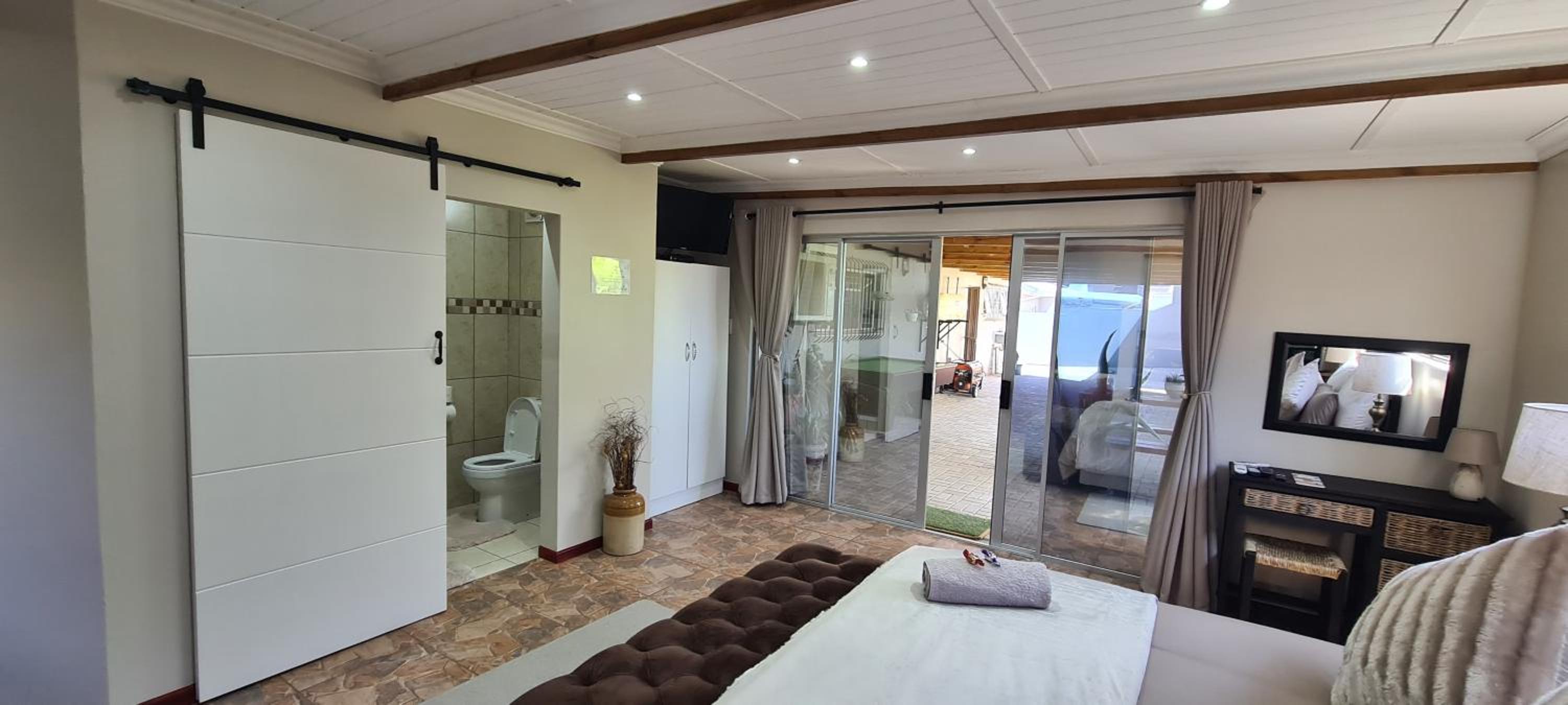 Suite with Garden View photo 3