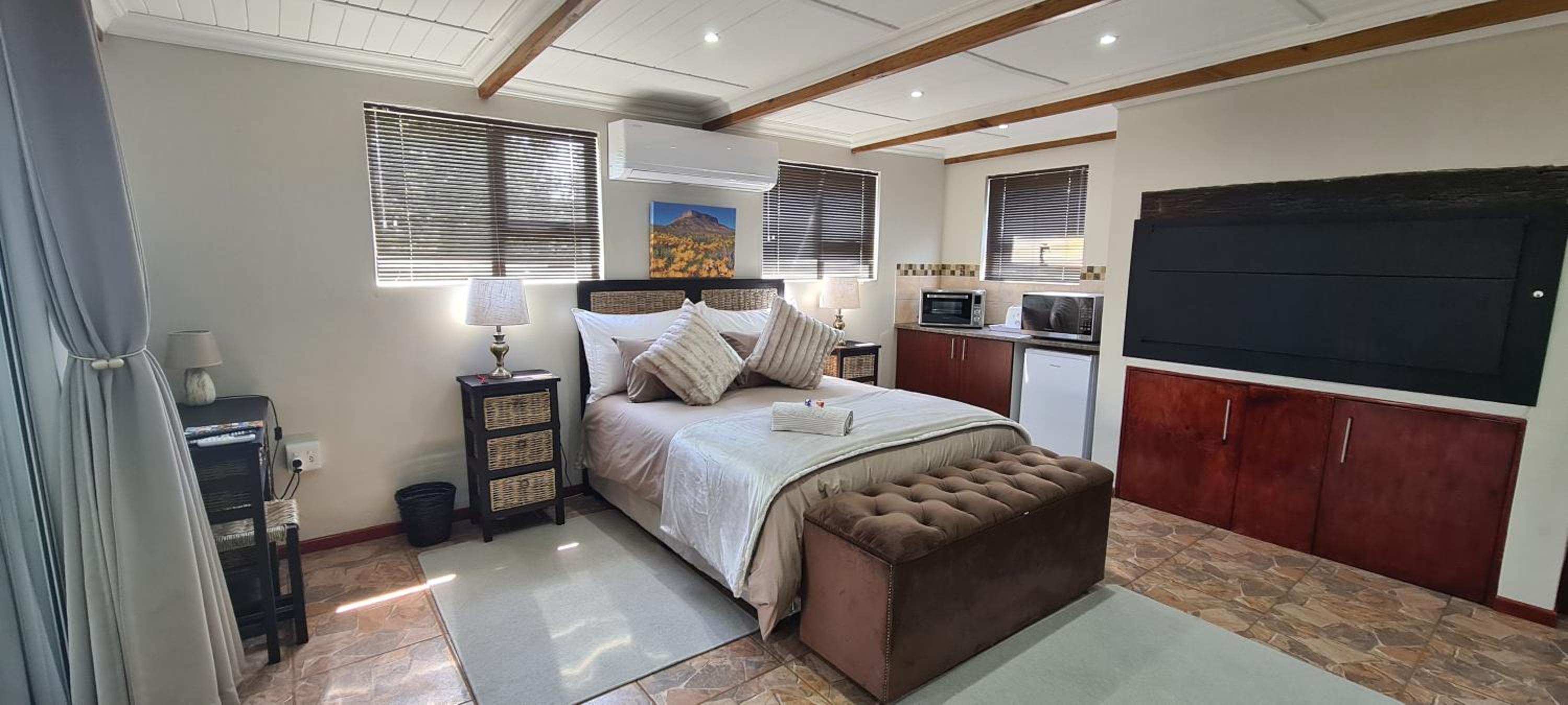 Suite with Garden View photo 2