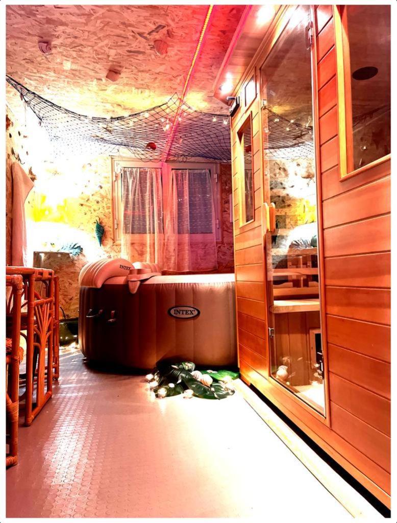 Two-Bedroom Chalet - Photo 95