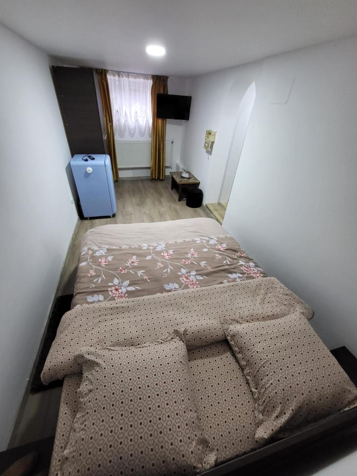 Three-Bedroom Apartment photo 1