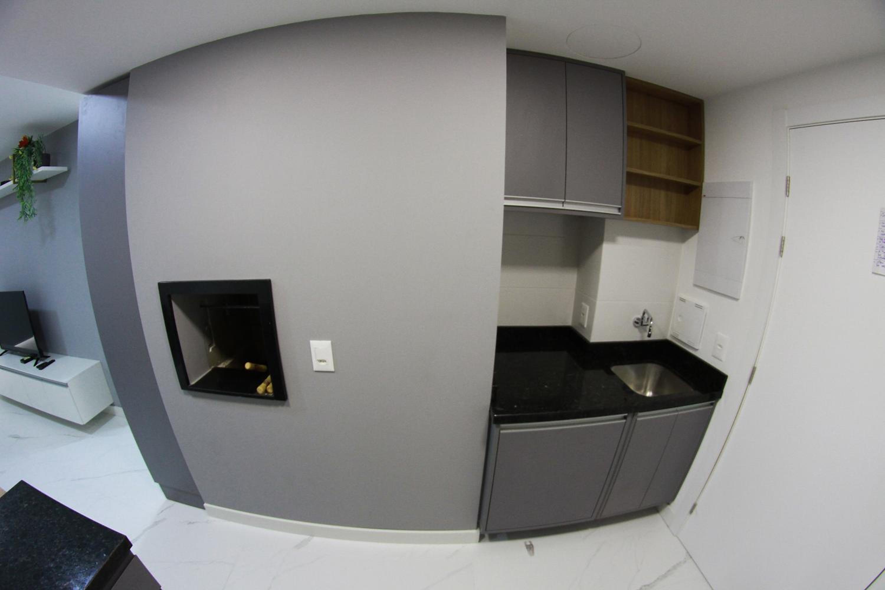 One-Bedroom Apartment photo 3