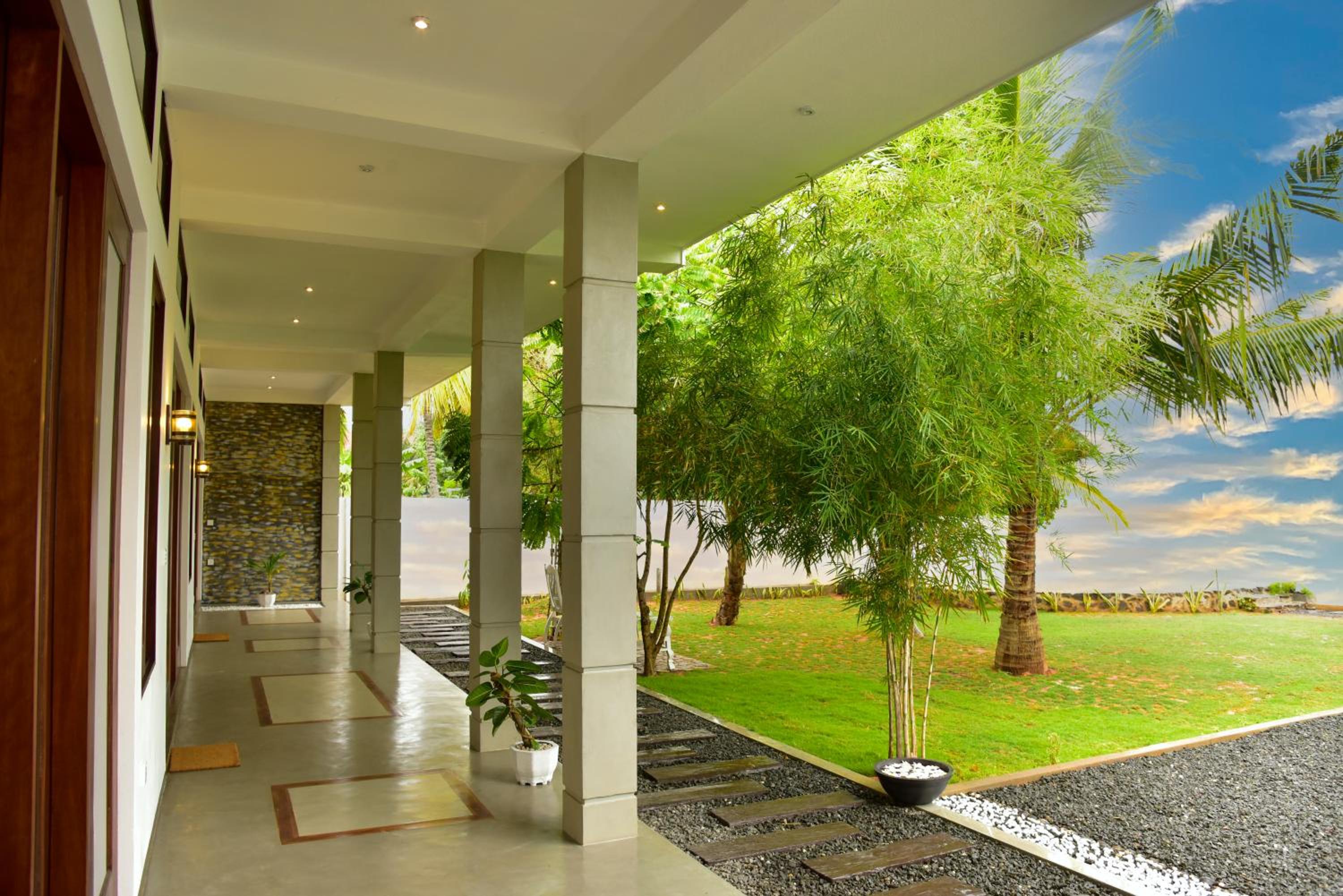 Deluxe Double or Twin Room with Garden View photo 2