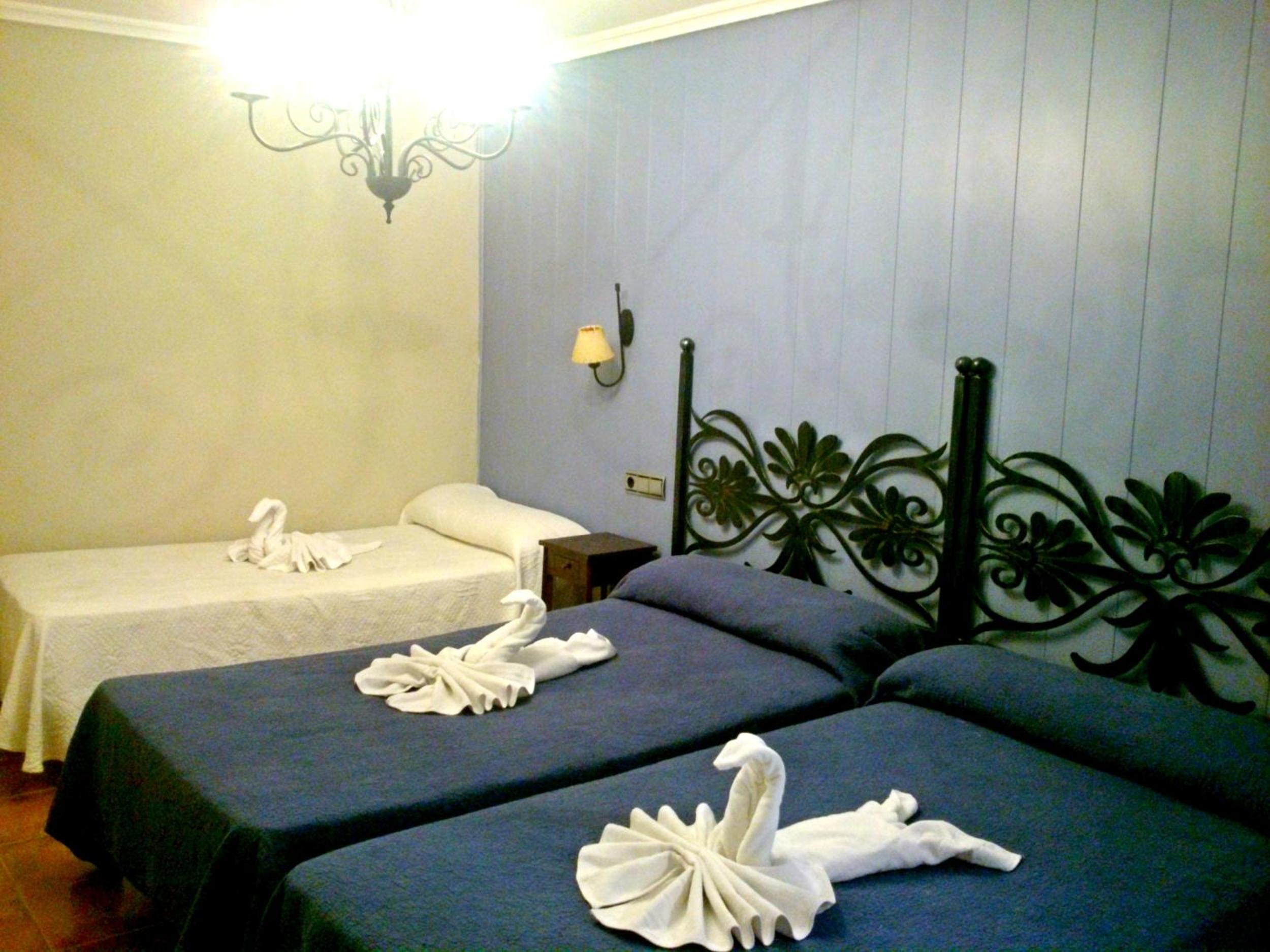 Triple Room - Photo 3