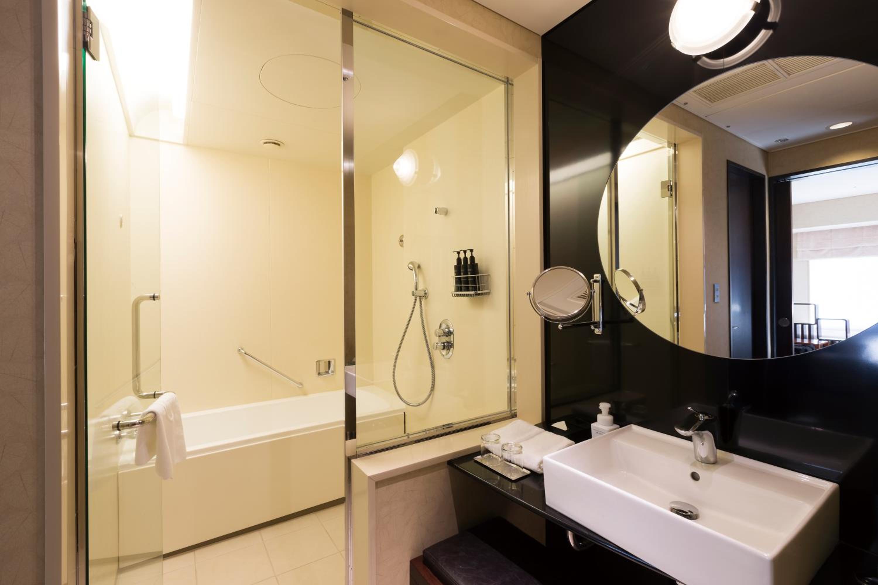 Superior Twin Room photo 3