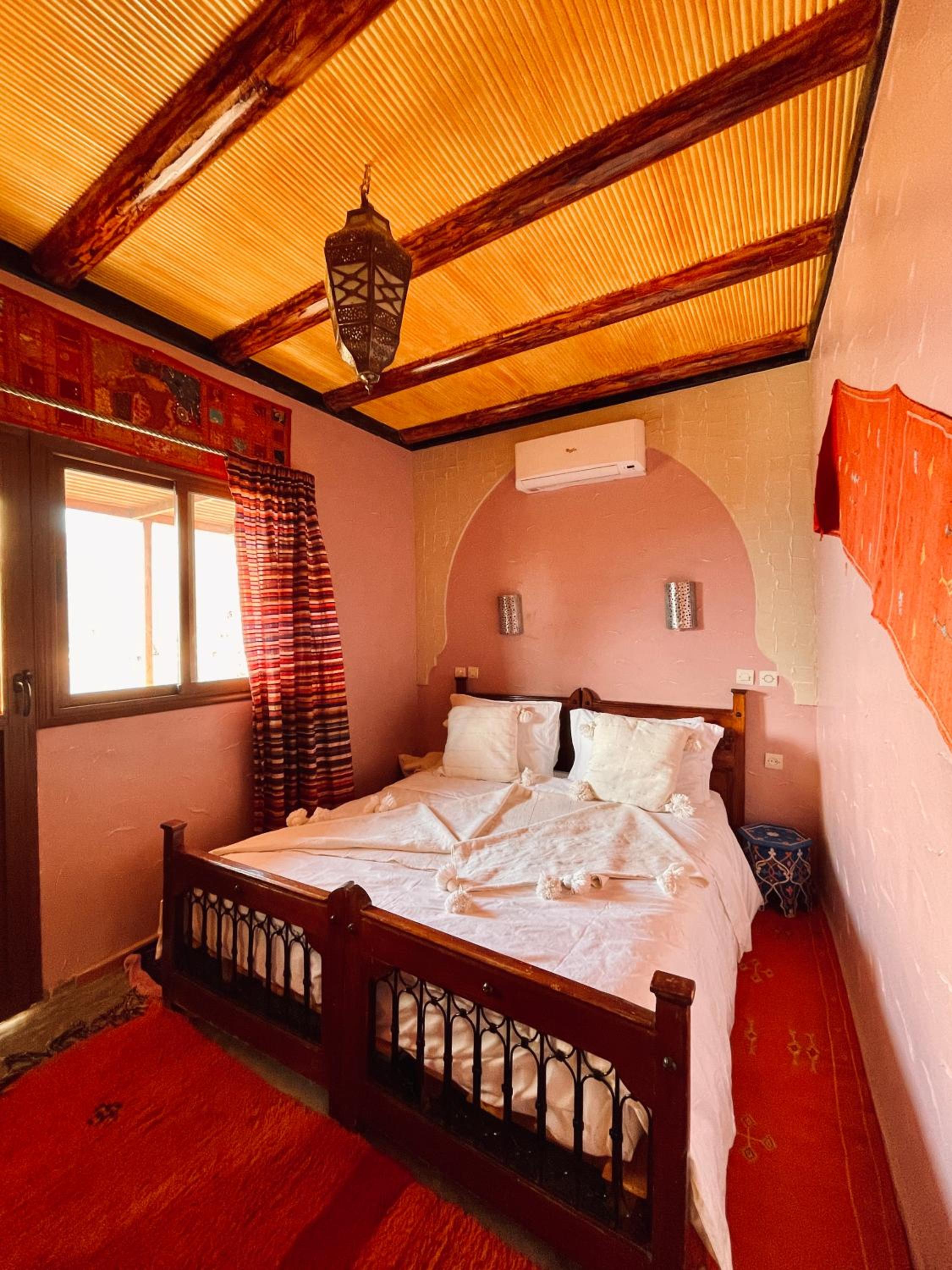 Deluxe Double or Twin Room photo 2