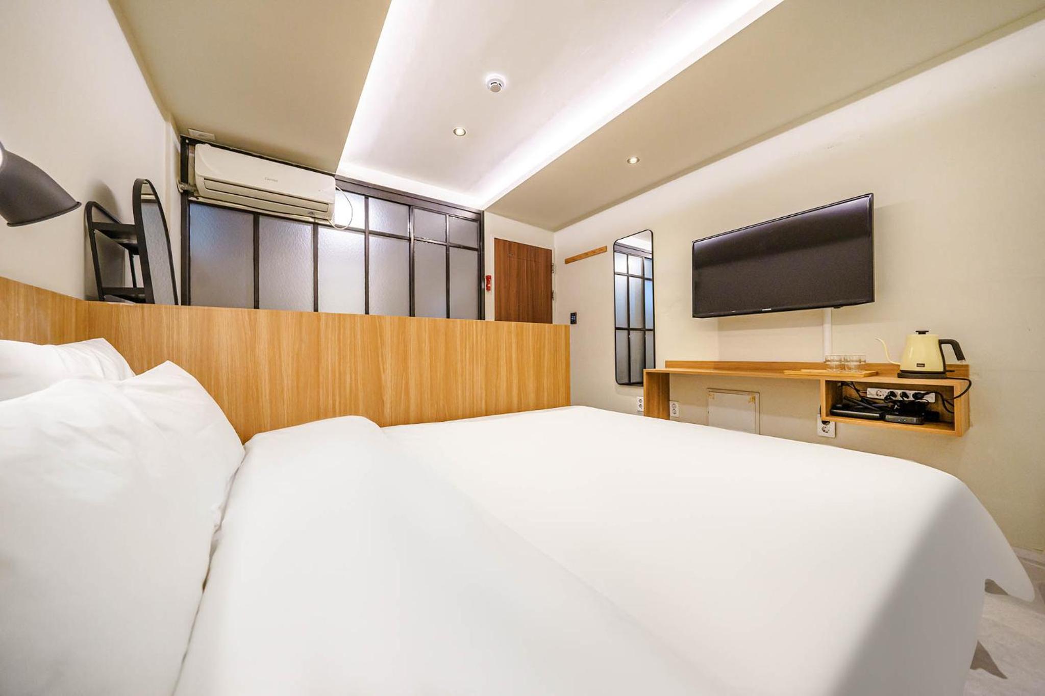 Duplex Quadruple Room - Photo 3