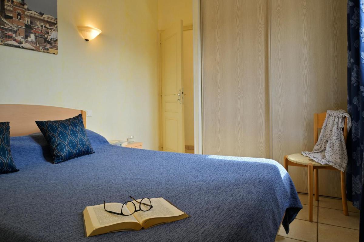 Two-Bedroom Apartment with Sea View photo 2