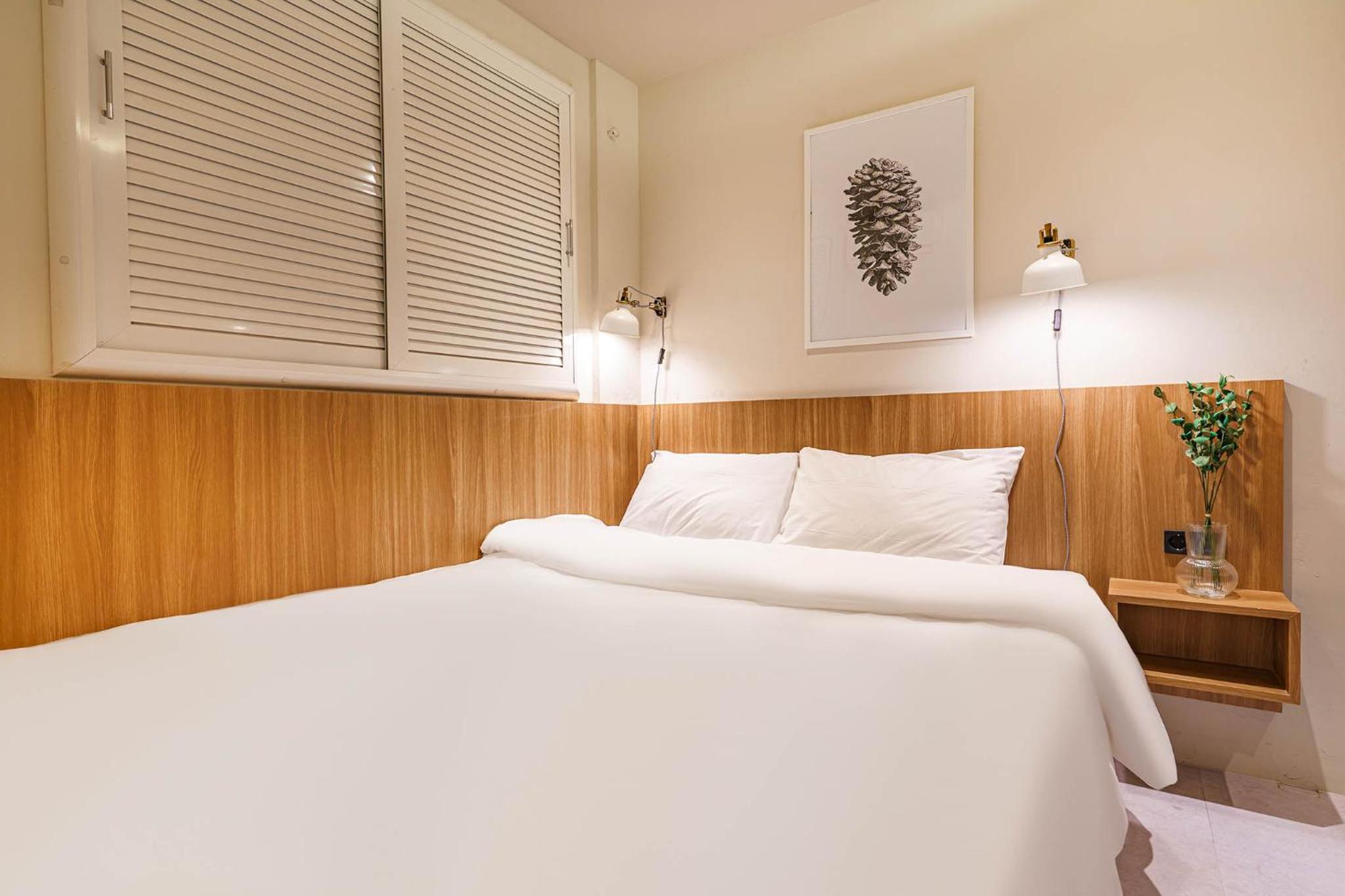 Double Room - Photo 5