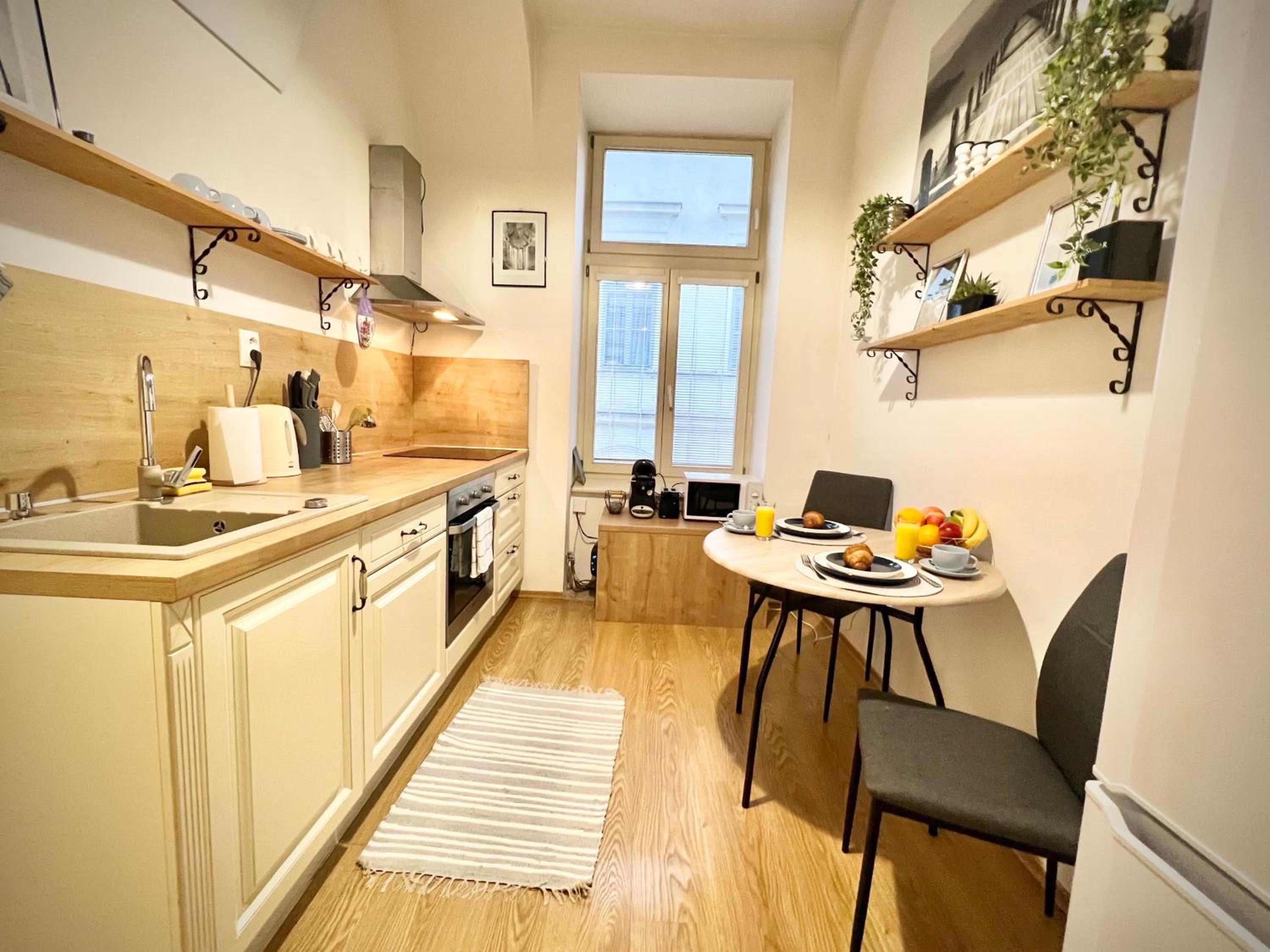 One-Bedroom Apartment photo 2