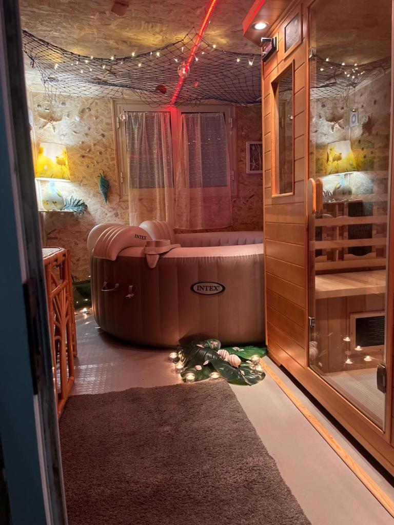Two-Bedroom Chalet - Photo 93