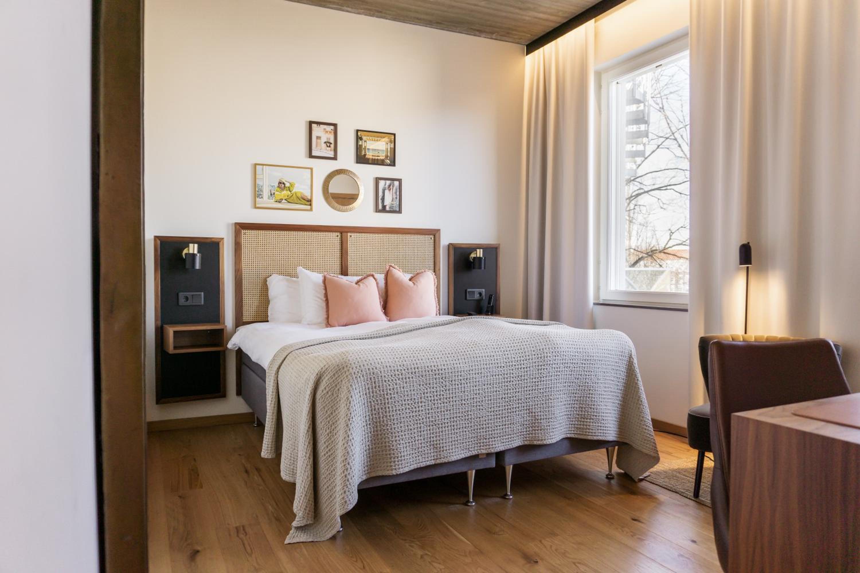 Standard Double Room - Photo 1