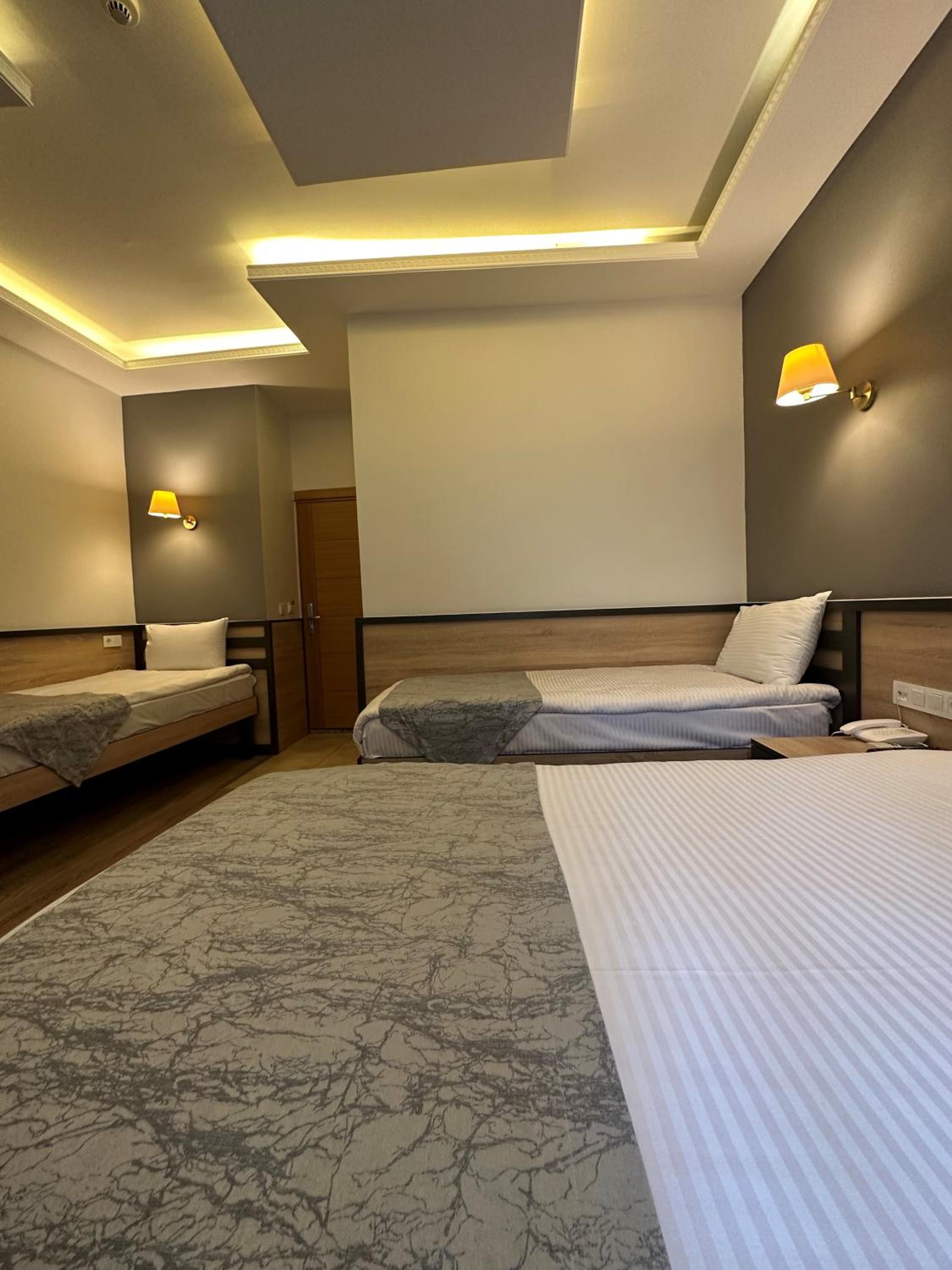 Superior Quadruple Room photo 3
