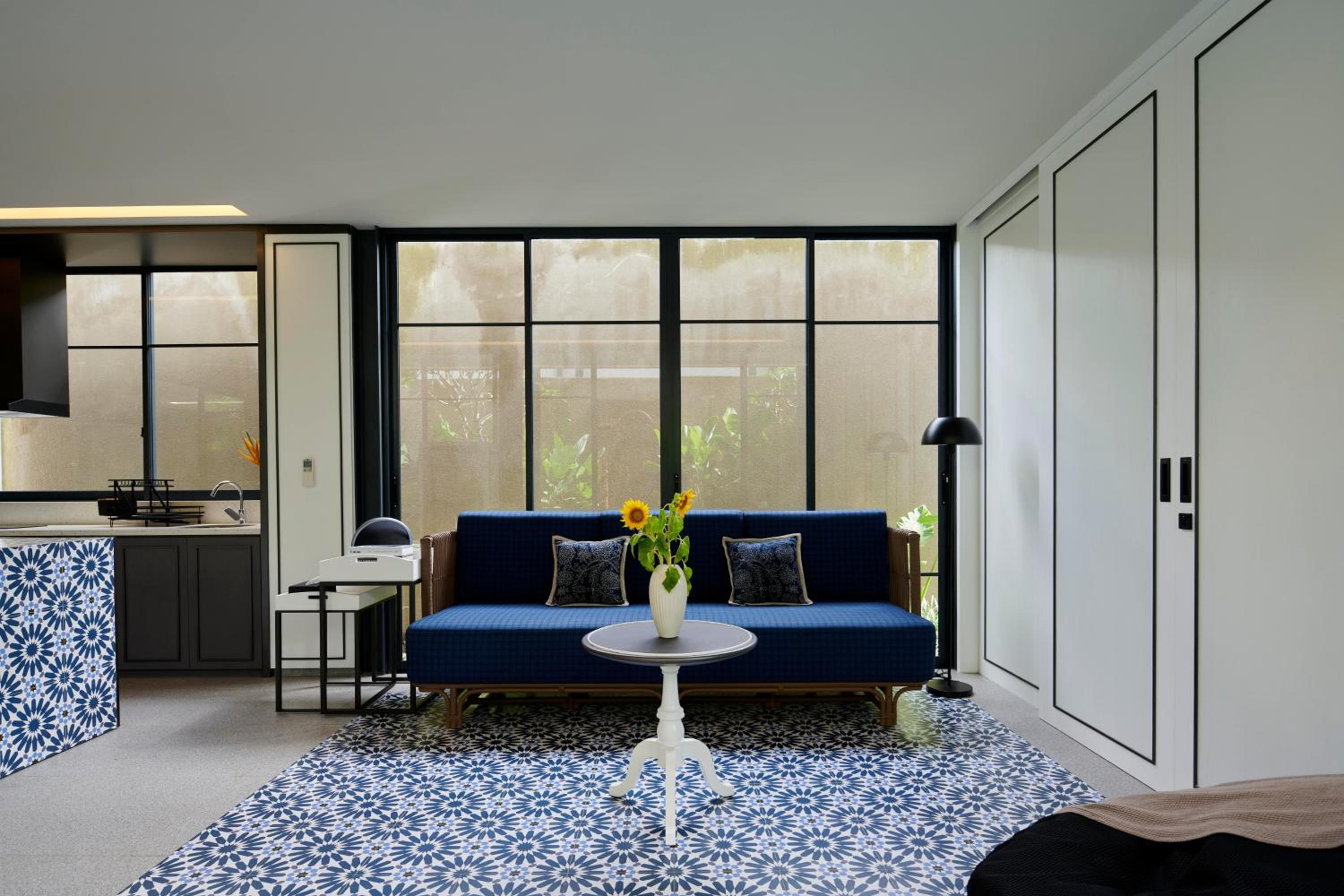 Family Room - Photo 24
