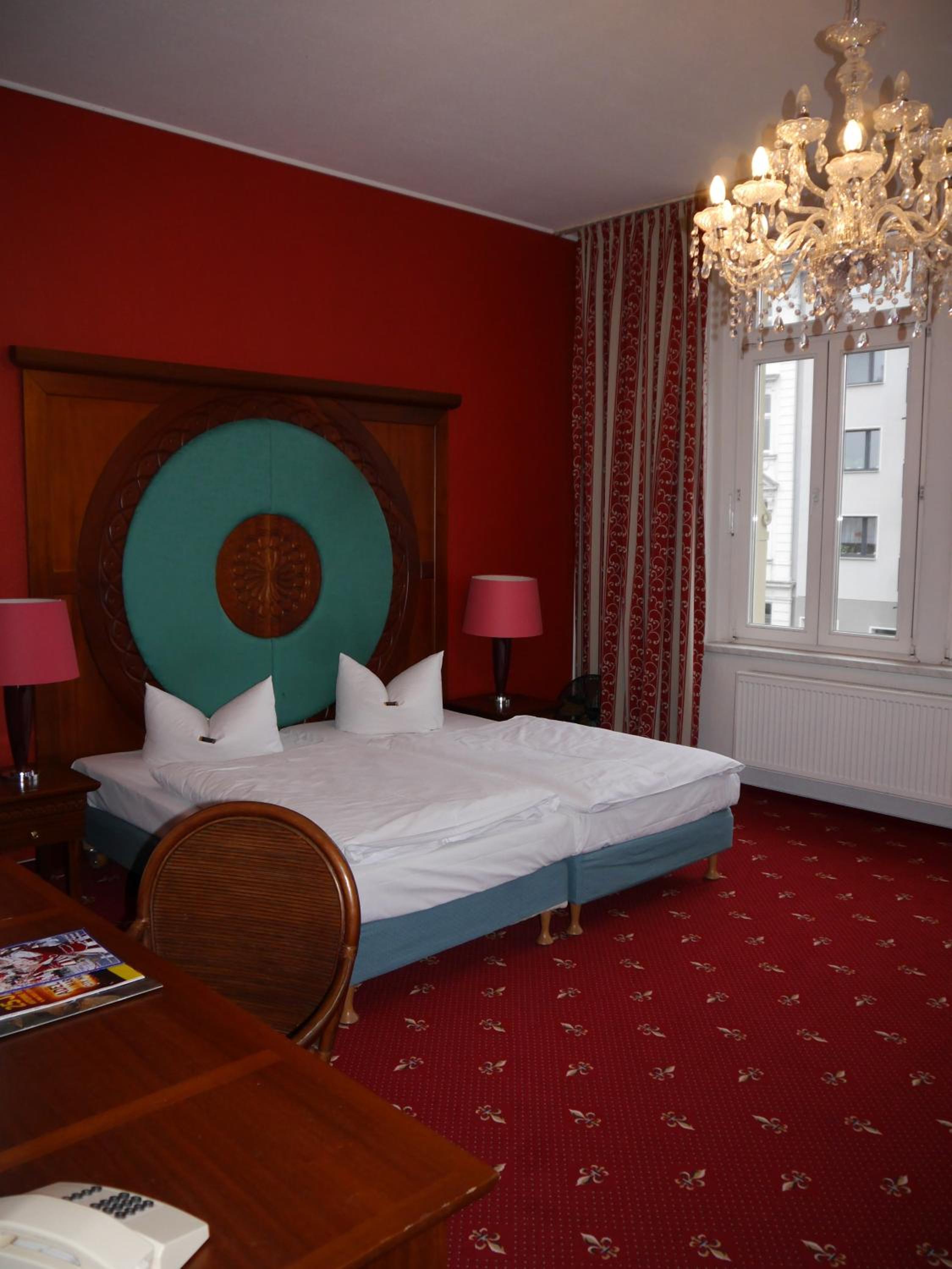 Premium Double or Twin Room photo 2