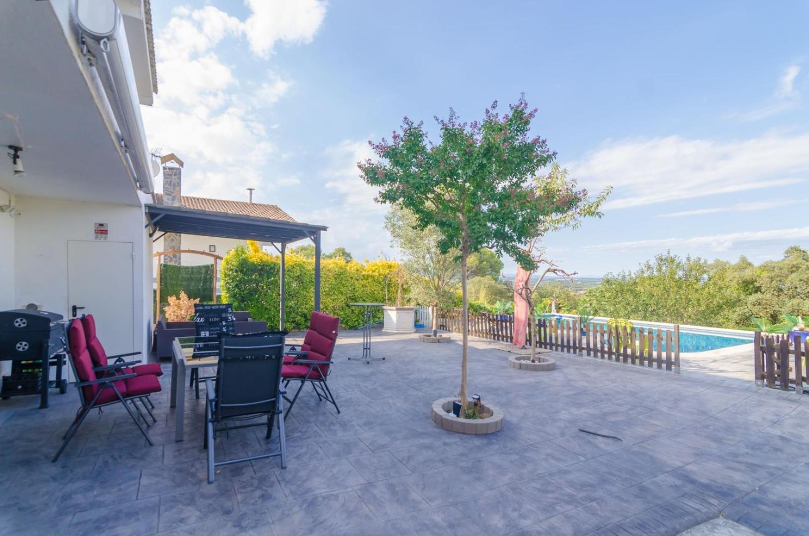 Villa with Private Pool photo 2