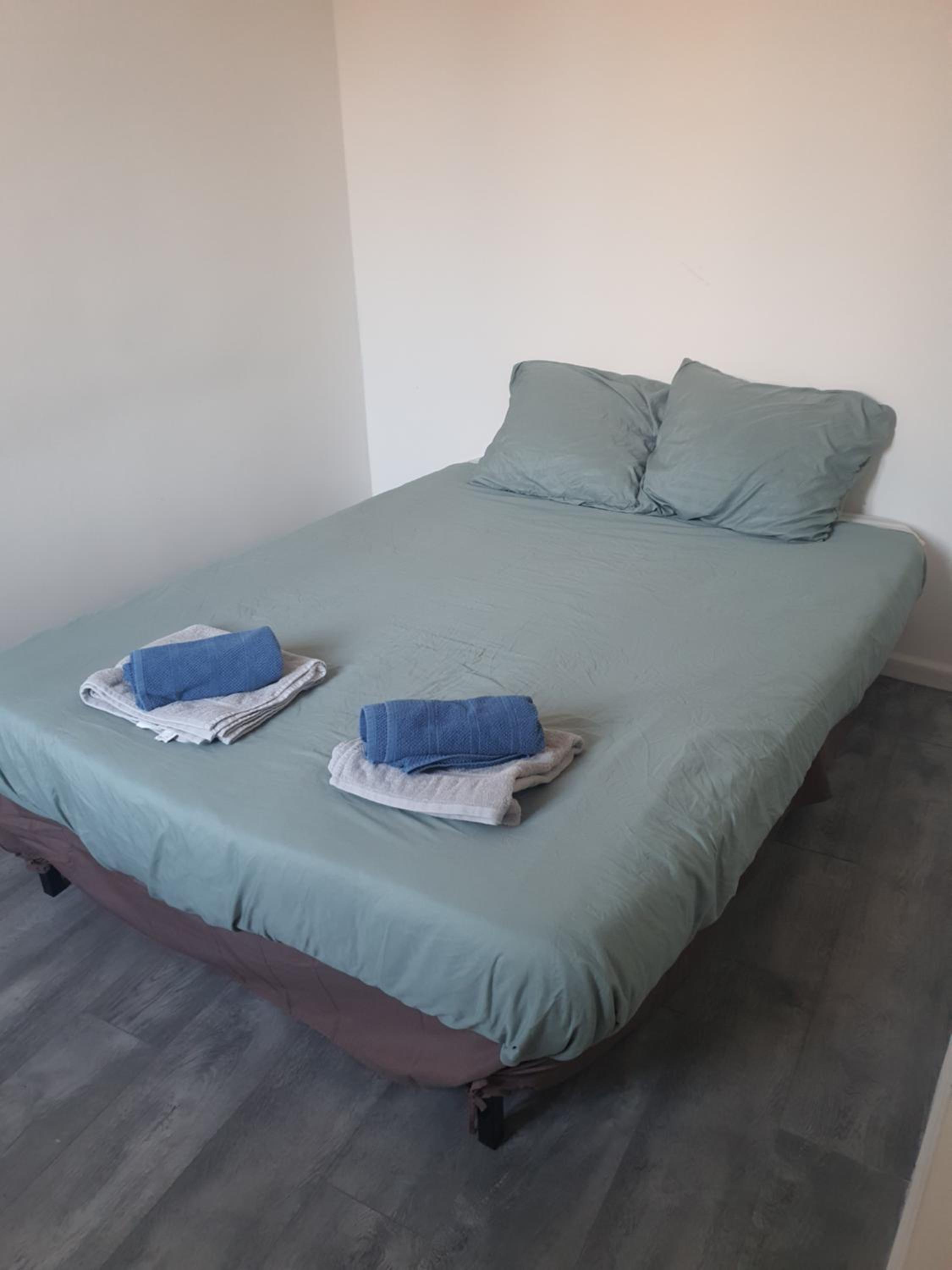 One-Bedroom Apartment - Photo 7