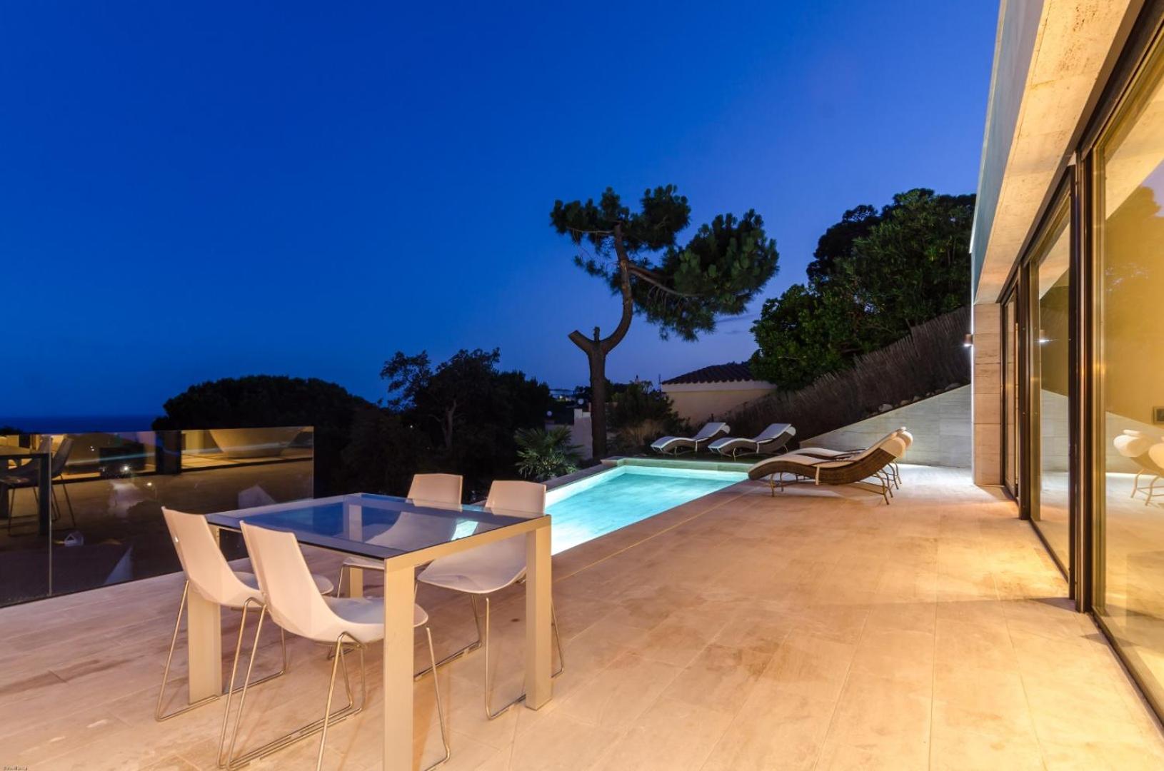 Villa with Private Pool photo 3