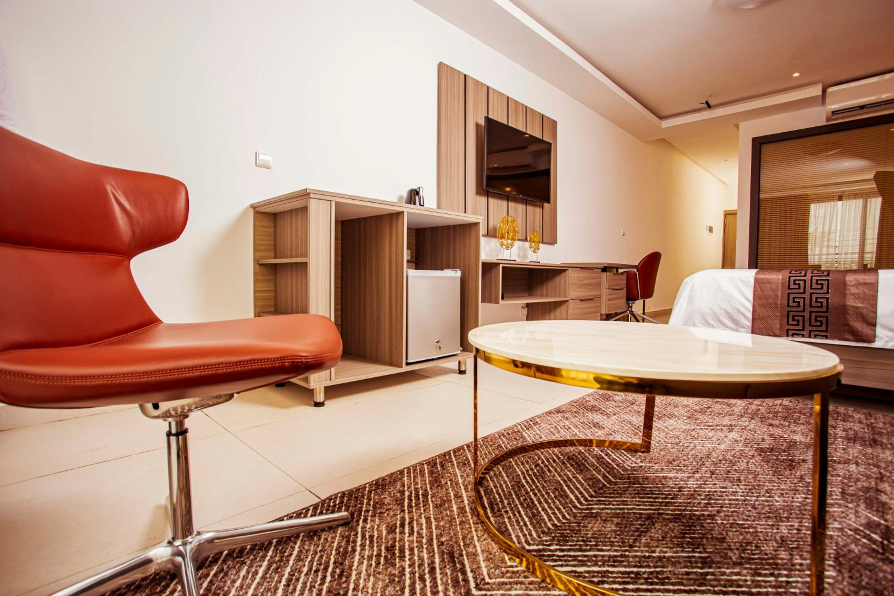 Executive Suite photo 2