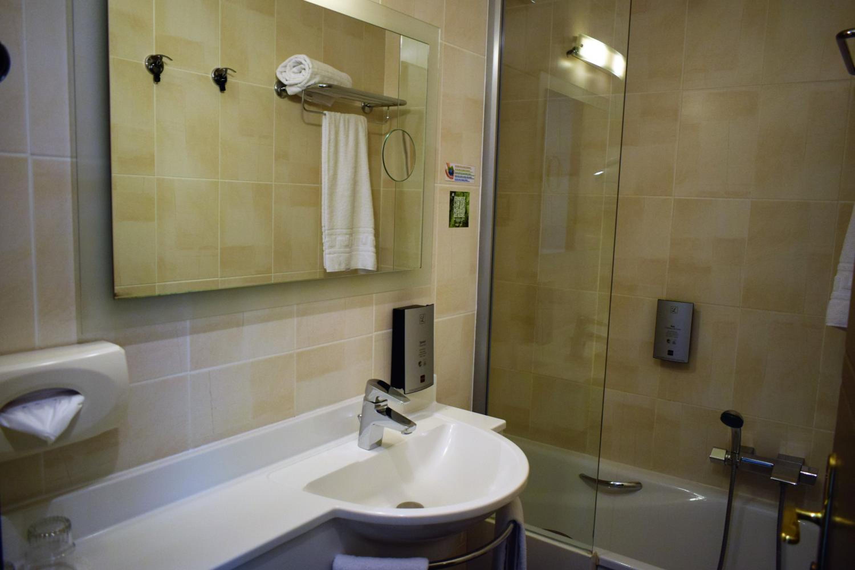 Superior Double Room - Photo 2