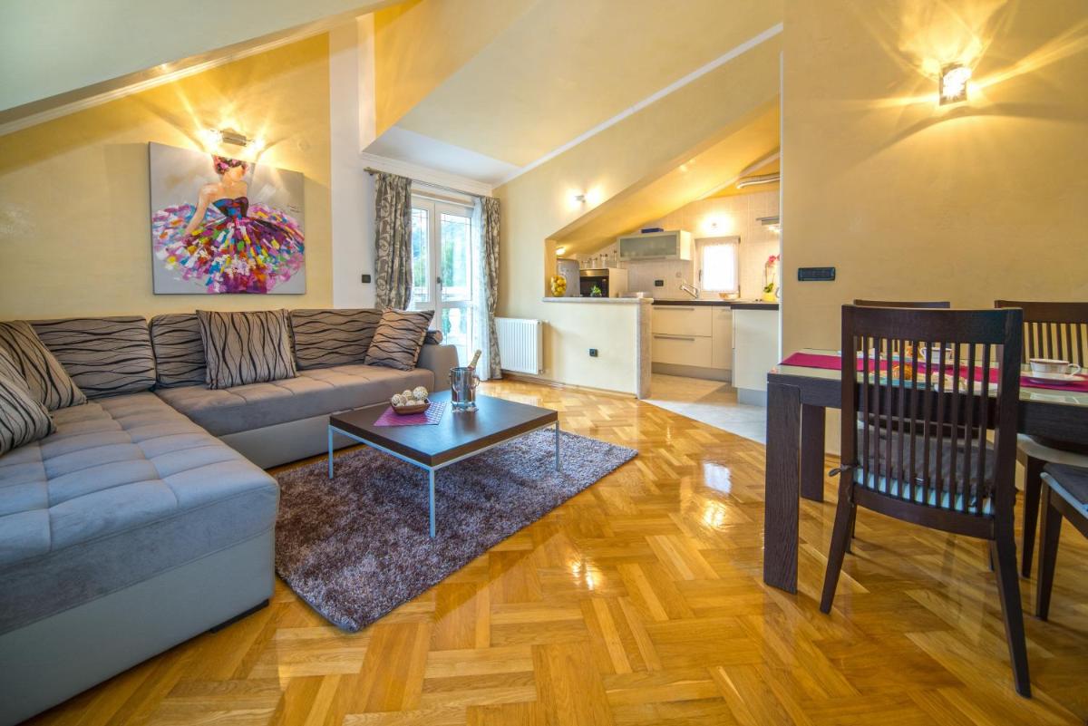 Penthouse Apartment photo 1