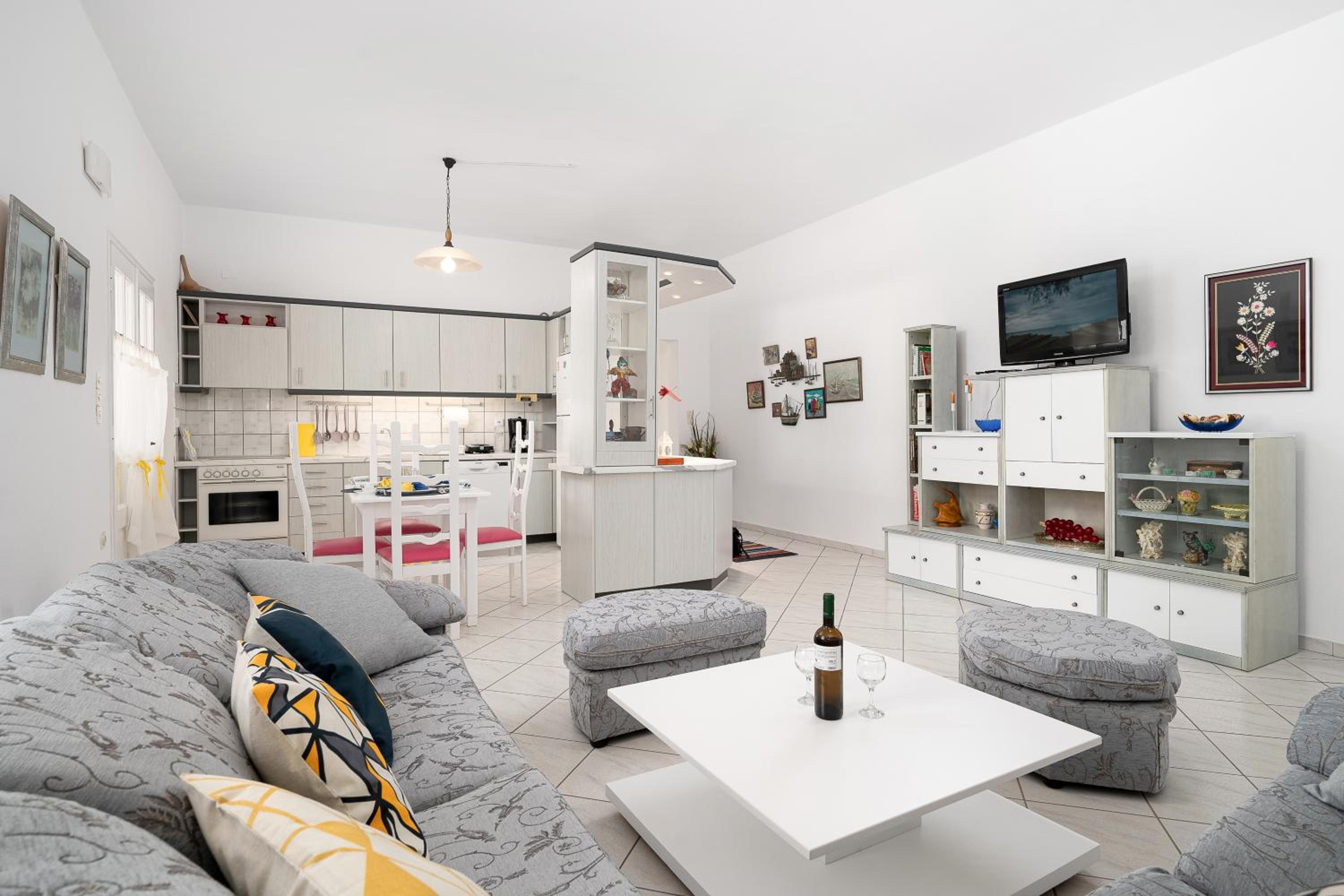 Apartment - Ground Floor photo 1