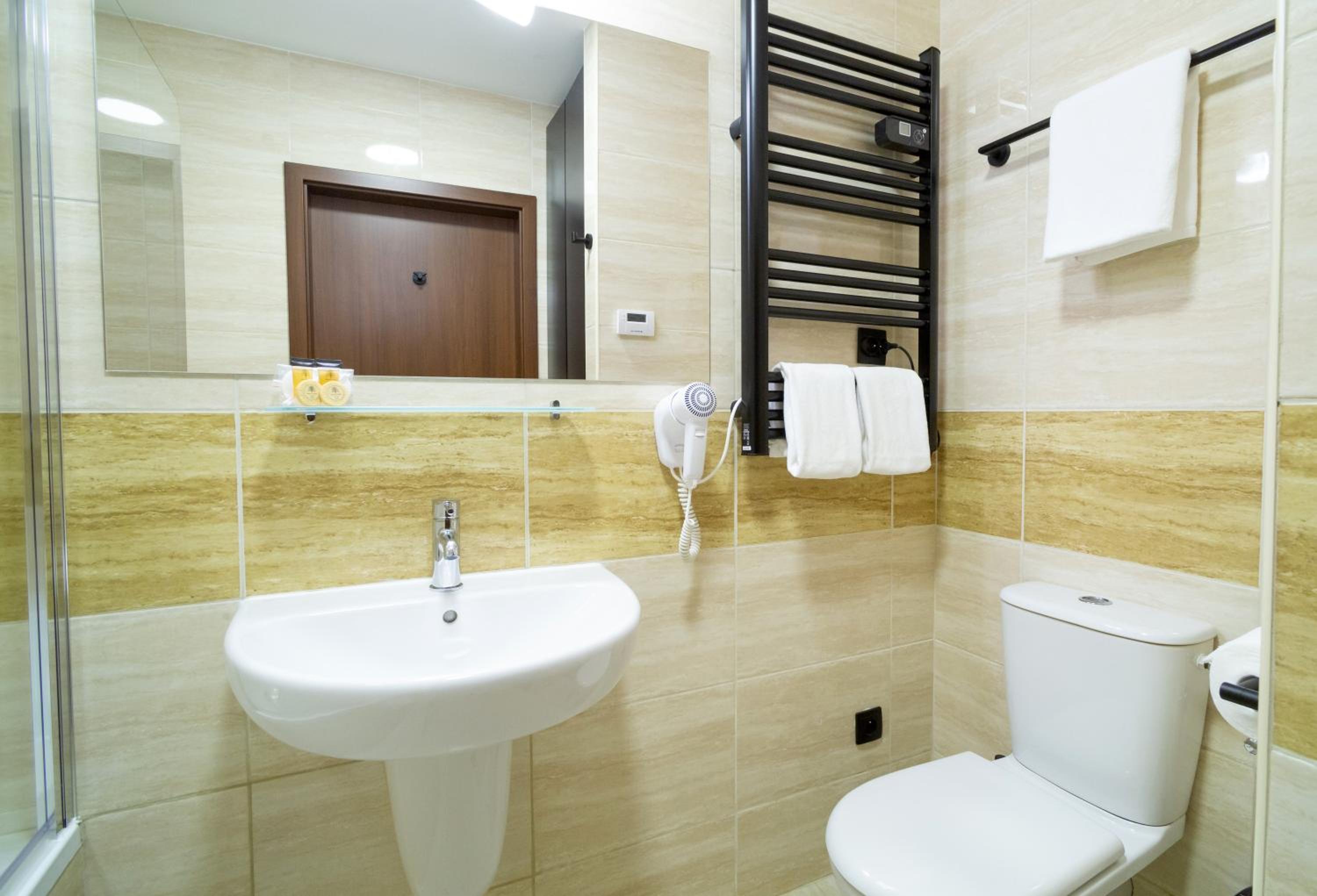 Superior Apartment - Photo 17